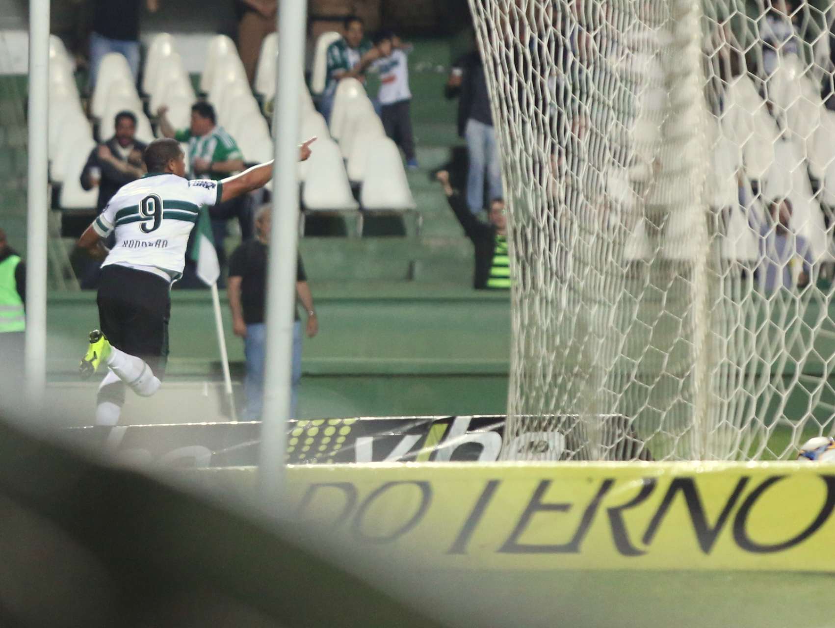 C�mera Coxa #CFCxVIL