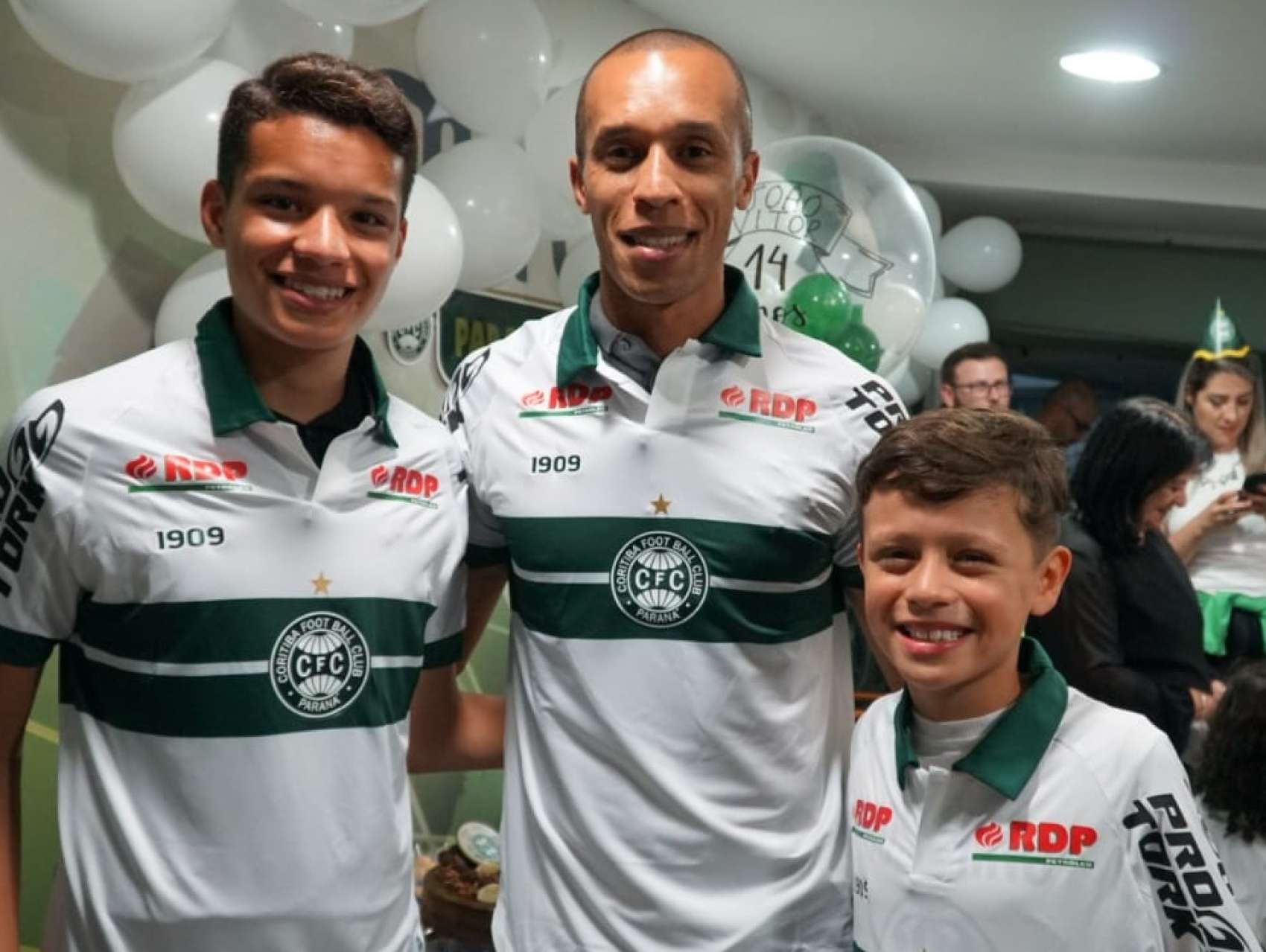 Filho do Miranda comemora anivers�rio no Couto