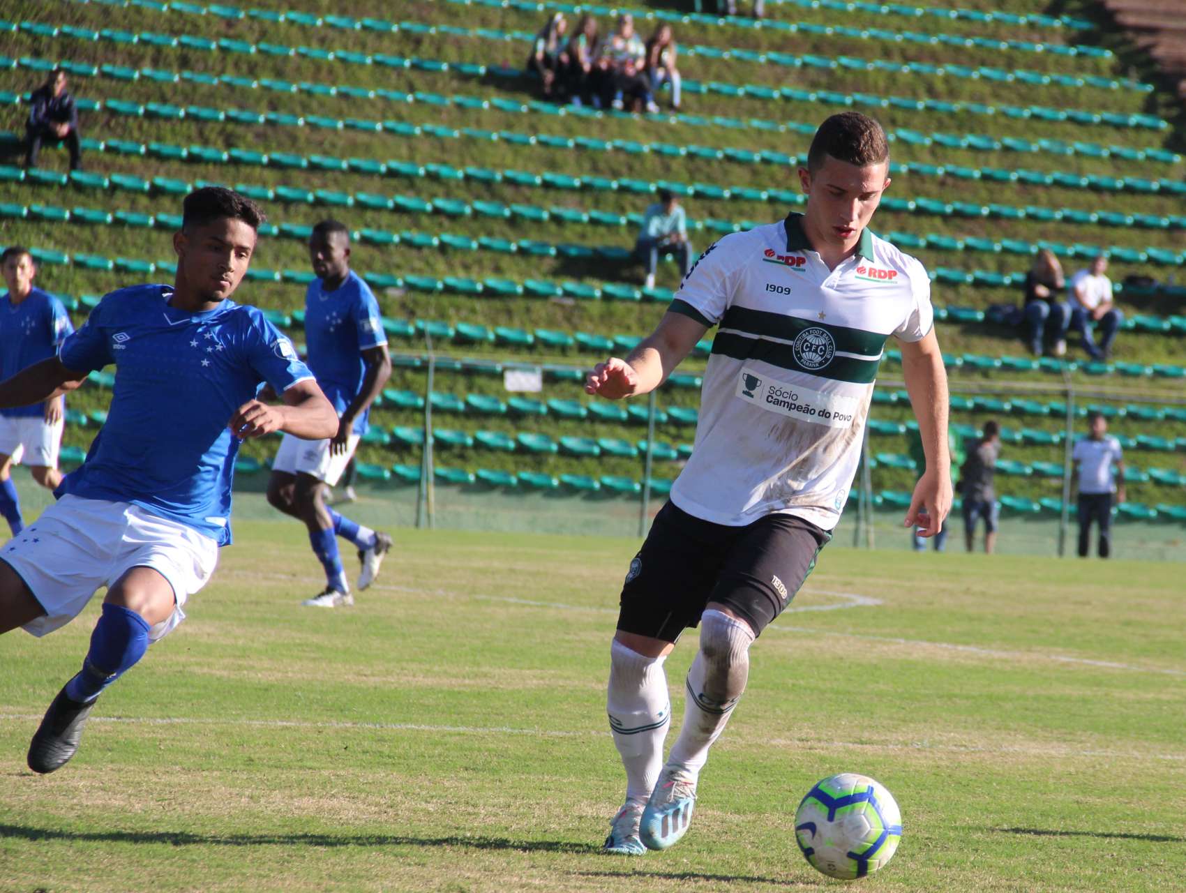 Rev�s no Brasileiro Sub-20
