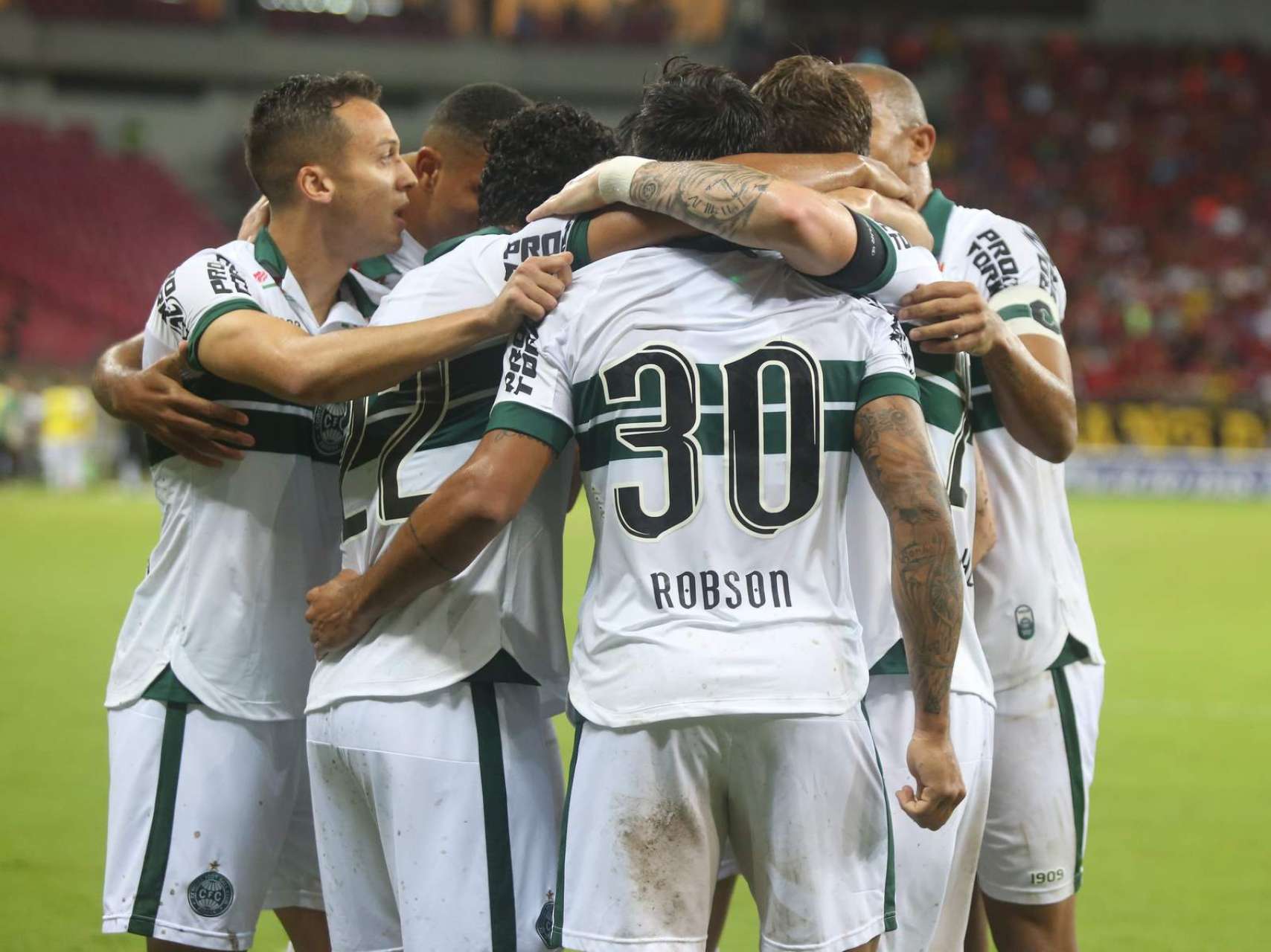 Coxa empata com Sport