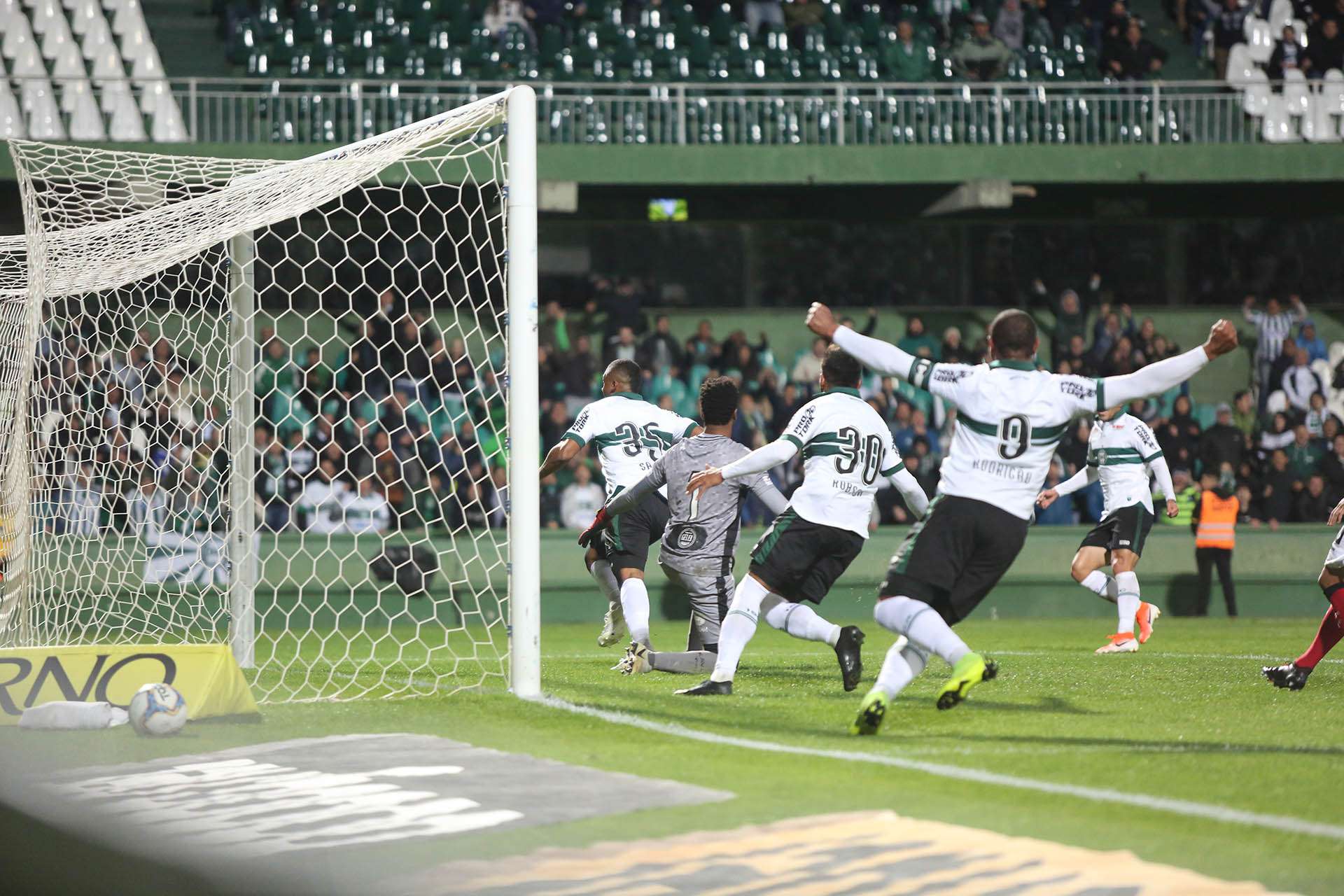 C�mera Coxa #CFCxGEB