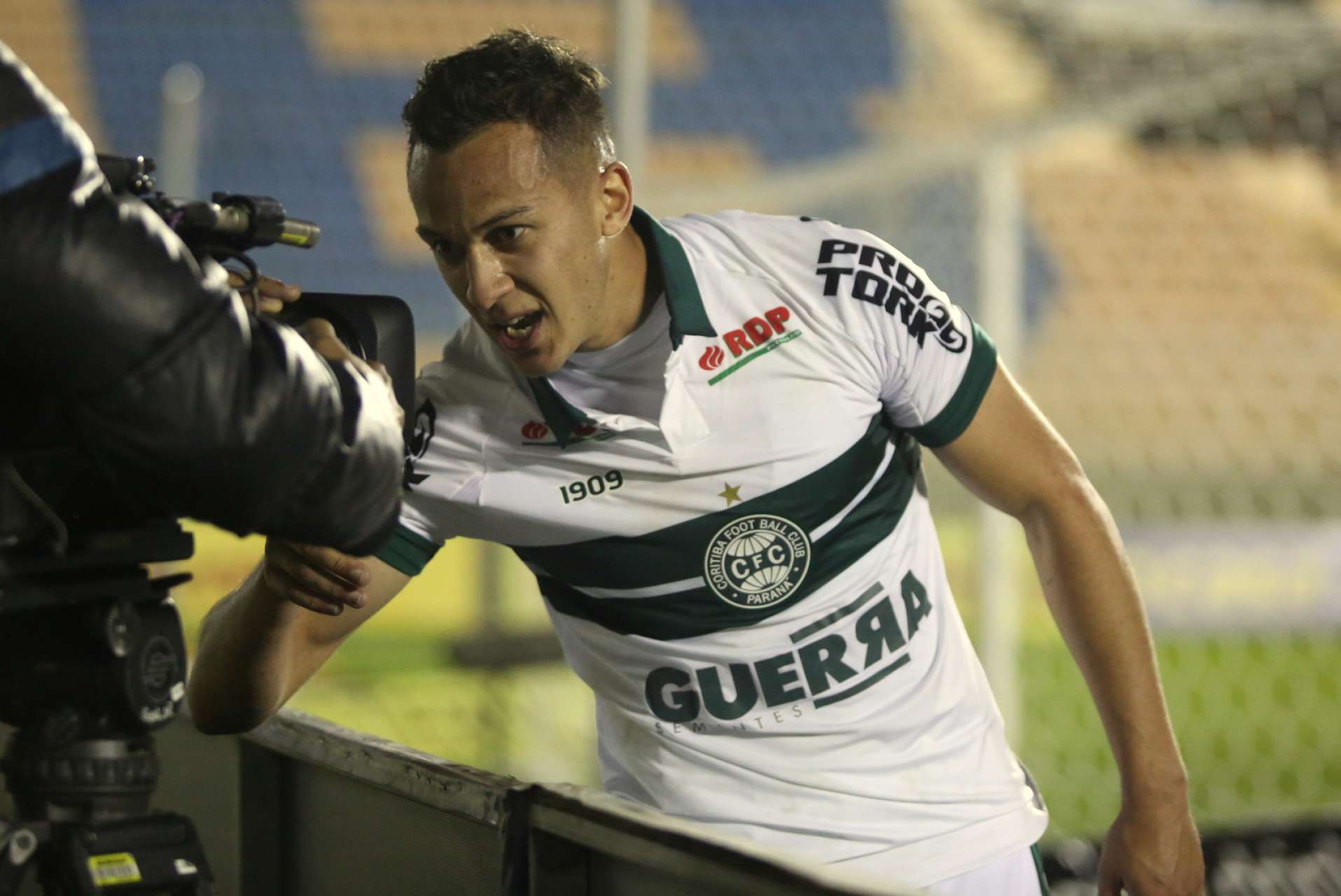 C�mera Coxa #OESxCFC