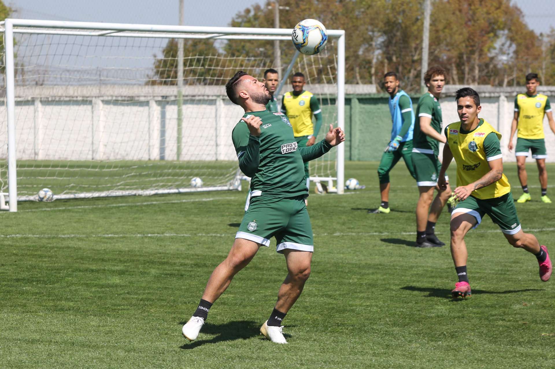 Coxa finaliza prepara��o para pegar a Ponte Preta