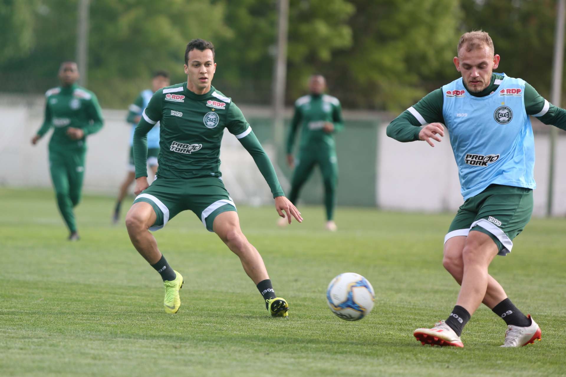Treino em dois per�odos
