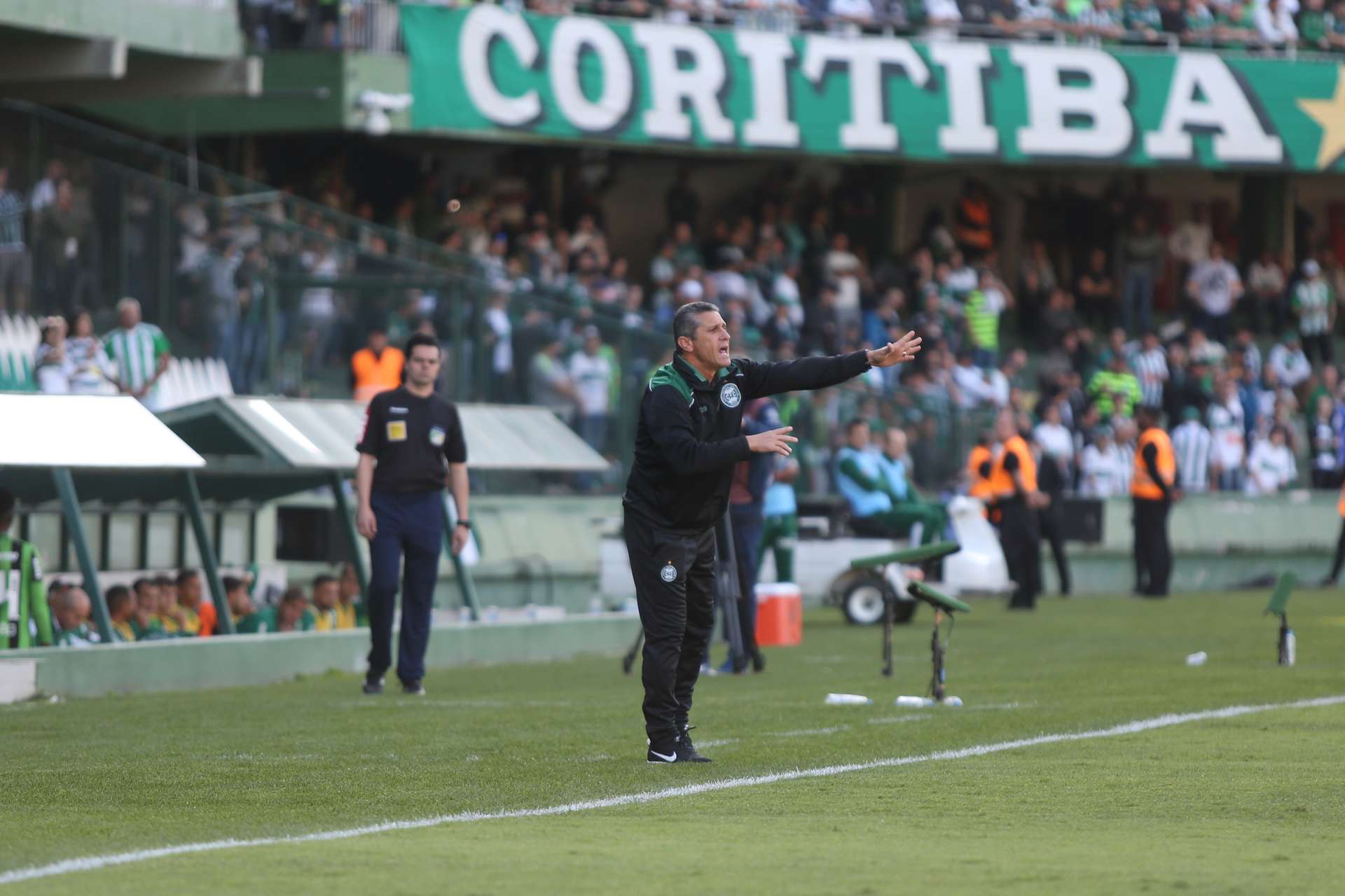 A estreia do comandante 