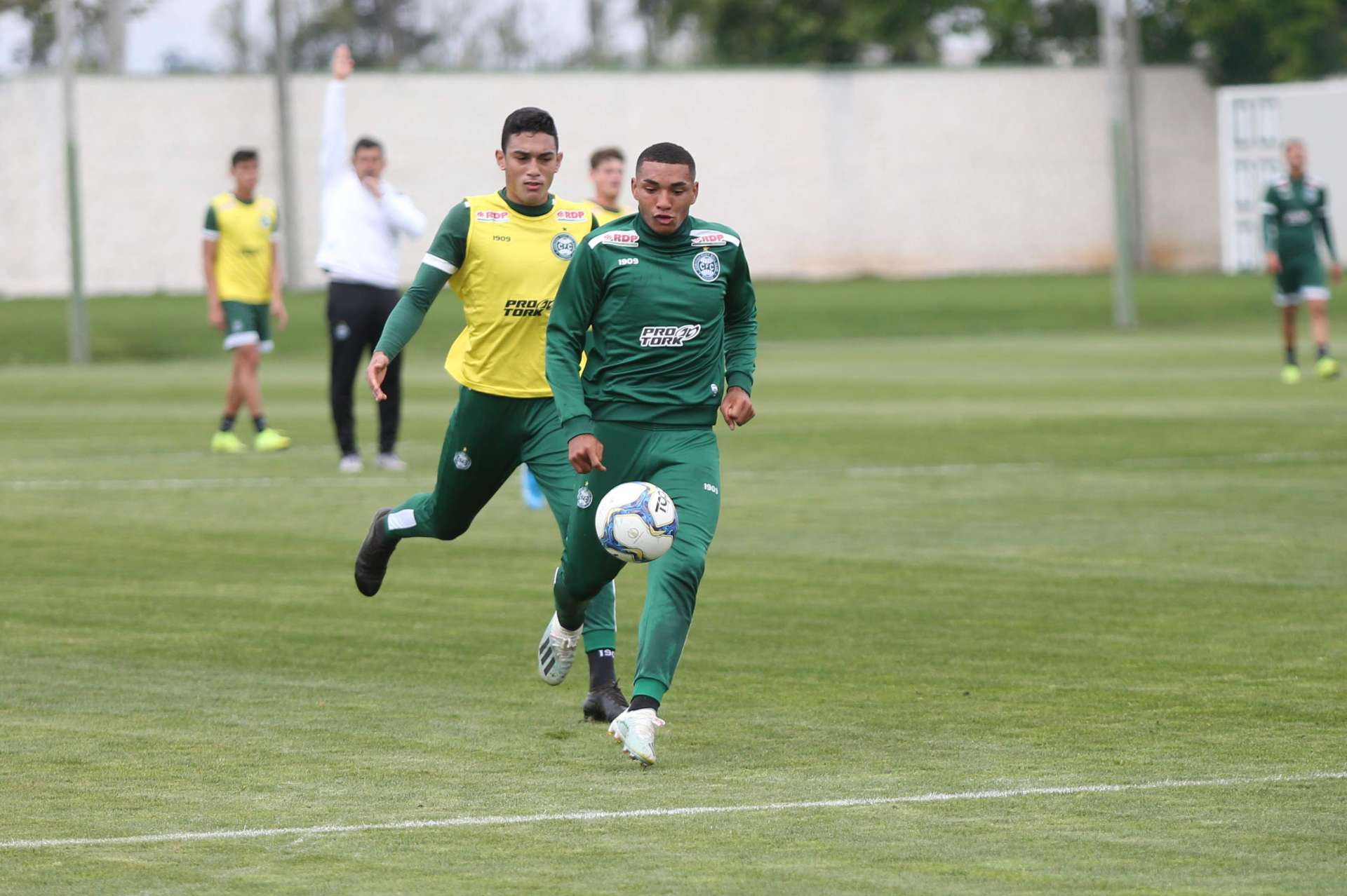 Fotos: reapresenta��o