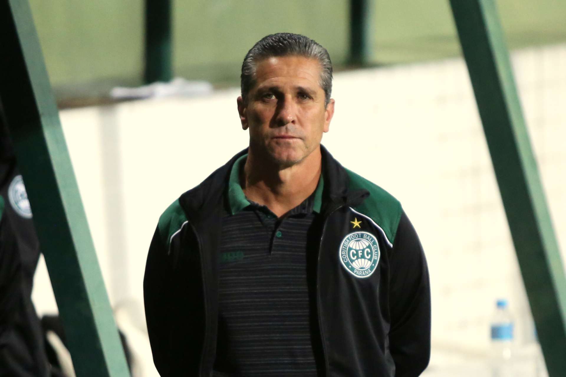 T�cnico Jorginho avalia vit�ria em casa