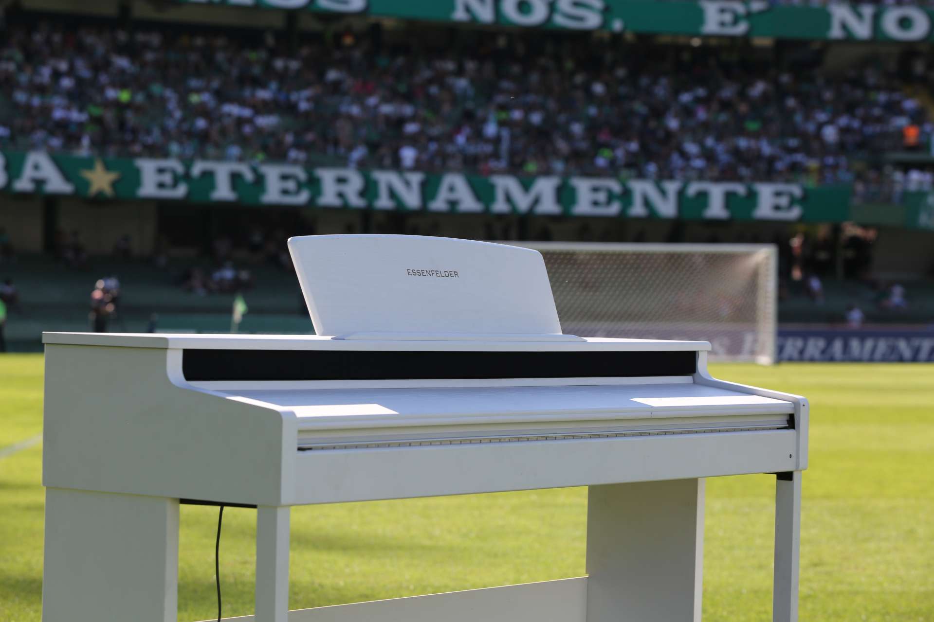 Coritiba repete a��o em homenagem aos 110 anos