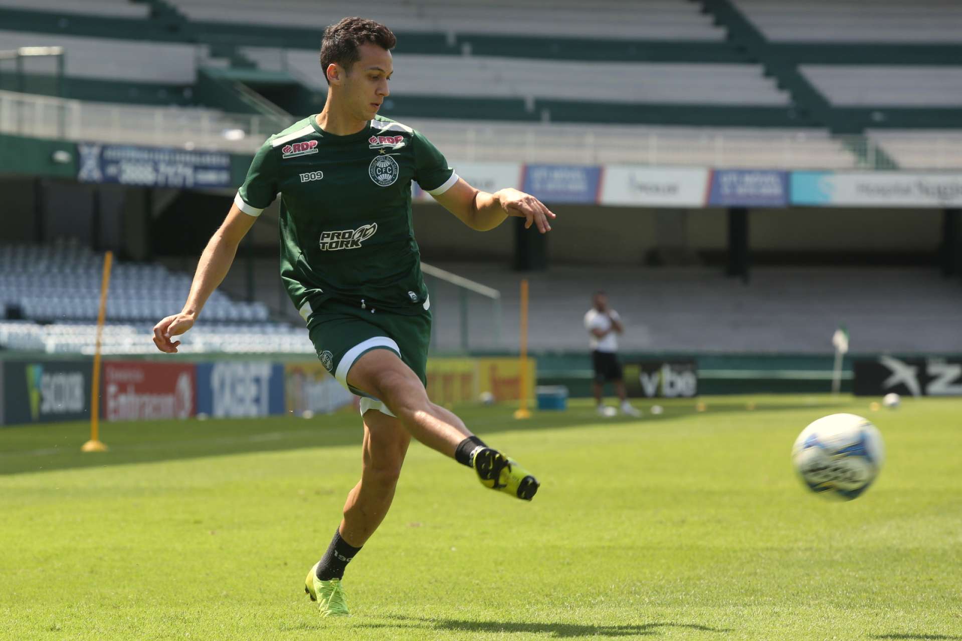 Domingo de treino no Couto Pereira