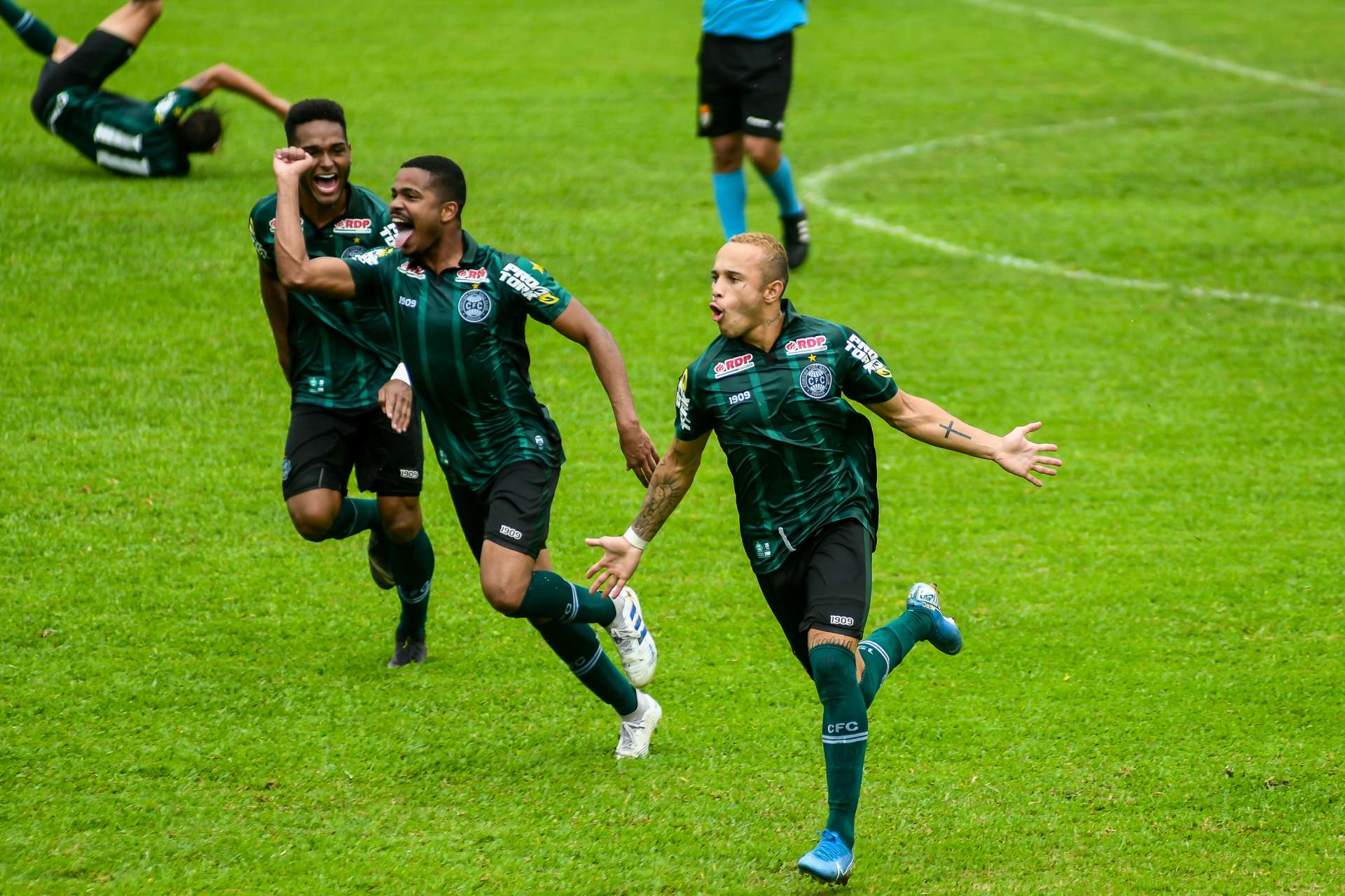 Coxa est� classificado na Copinha