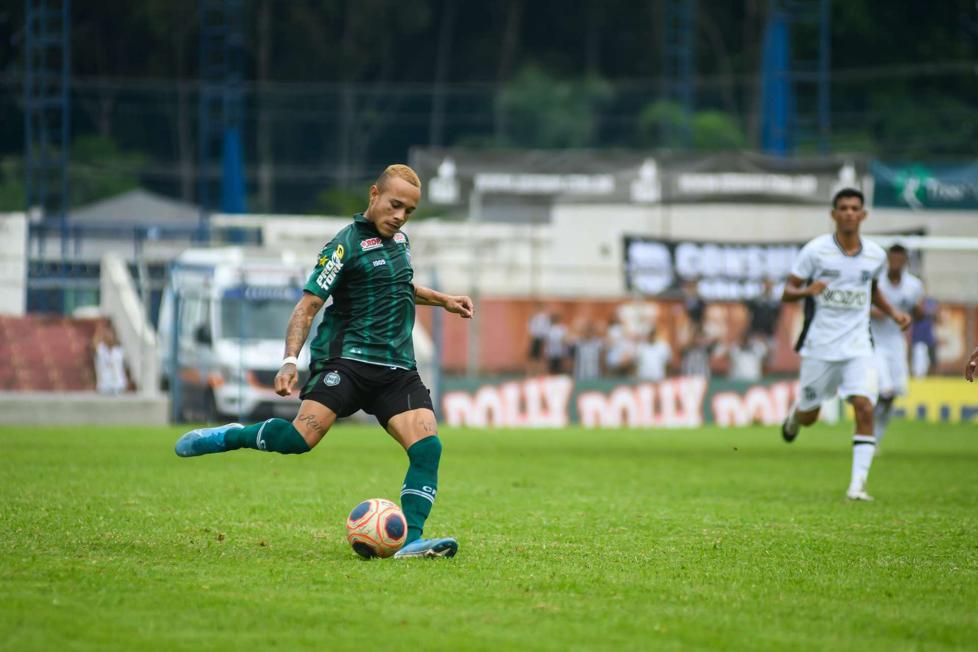 Coritiba renova v�nculo com atacante Sub-20 