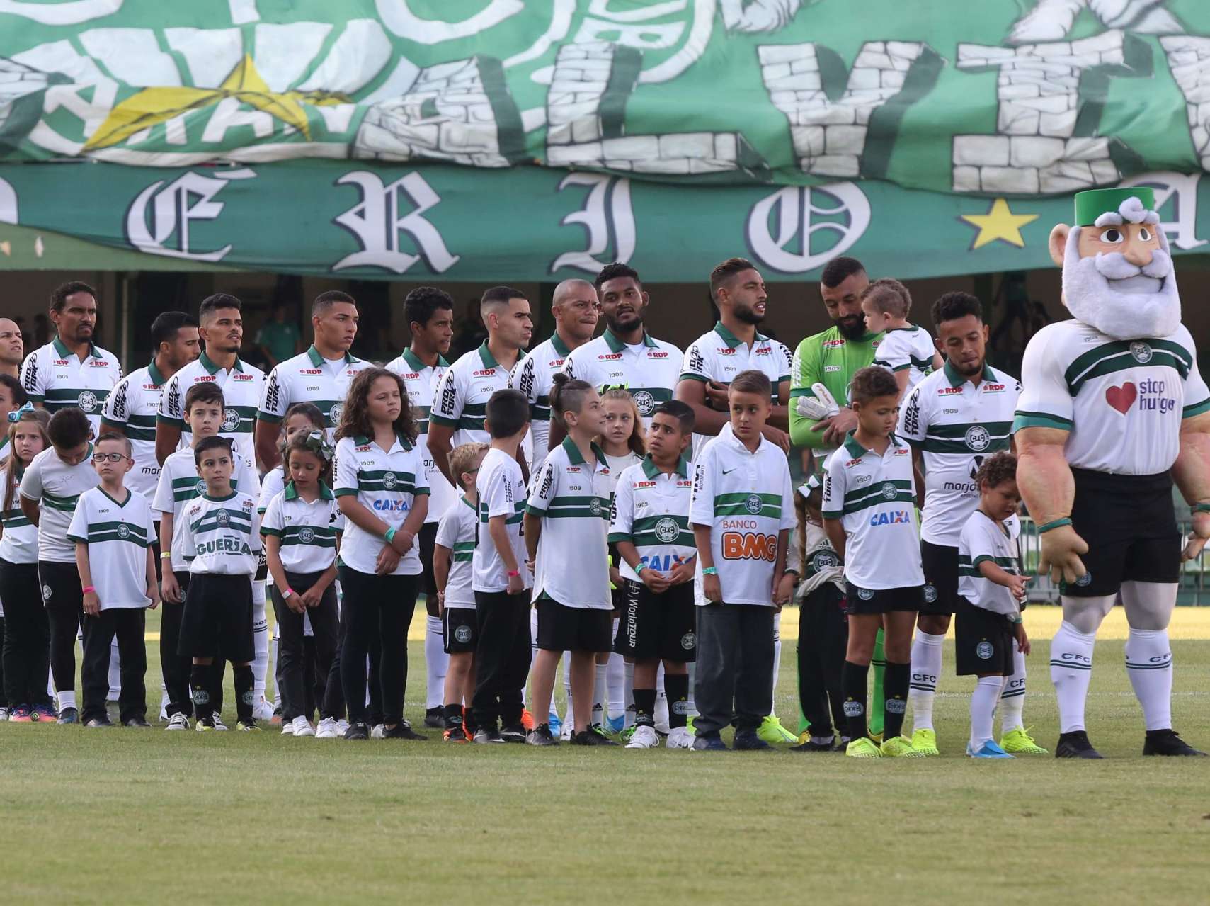 Mascotinhos #CFCxFCC