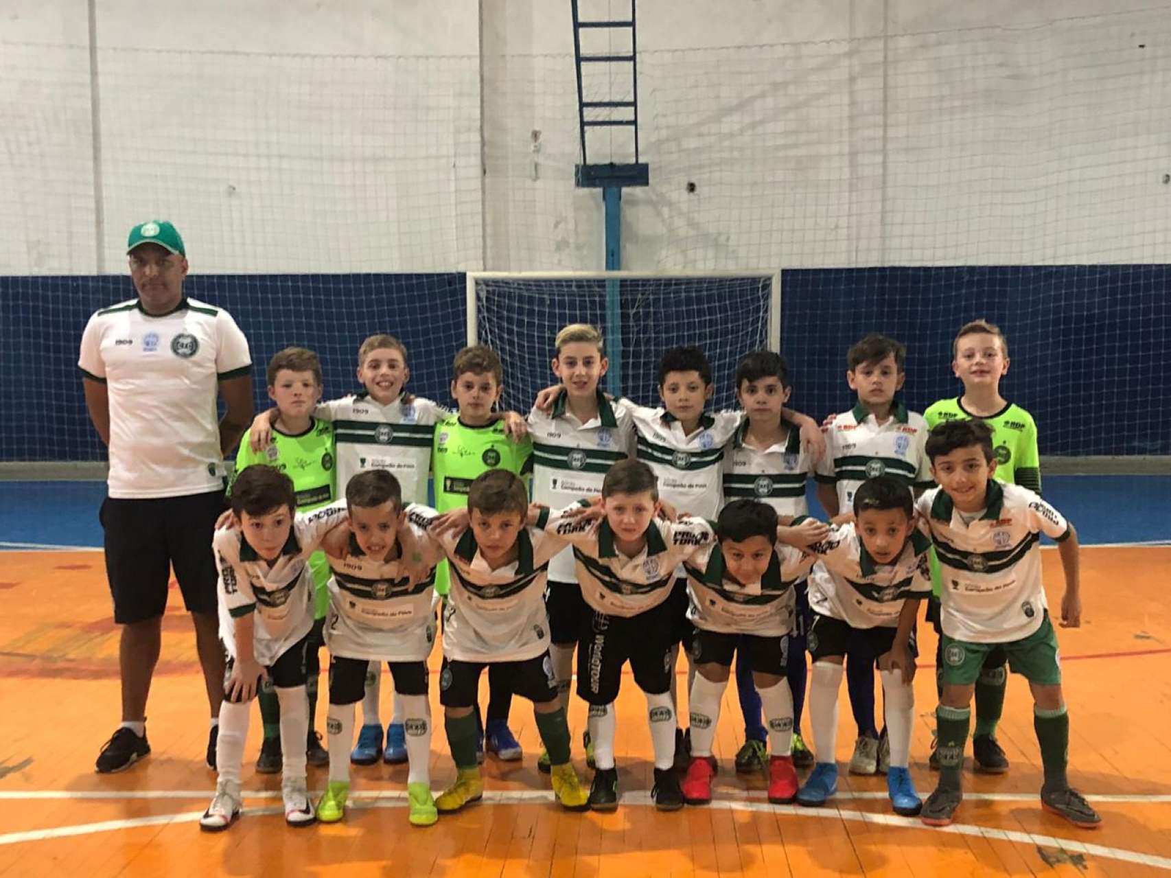 Coritiba AABB Futsal no Desafio de Sele��es da NFP