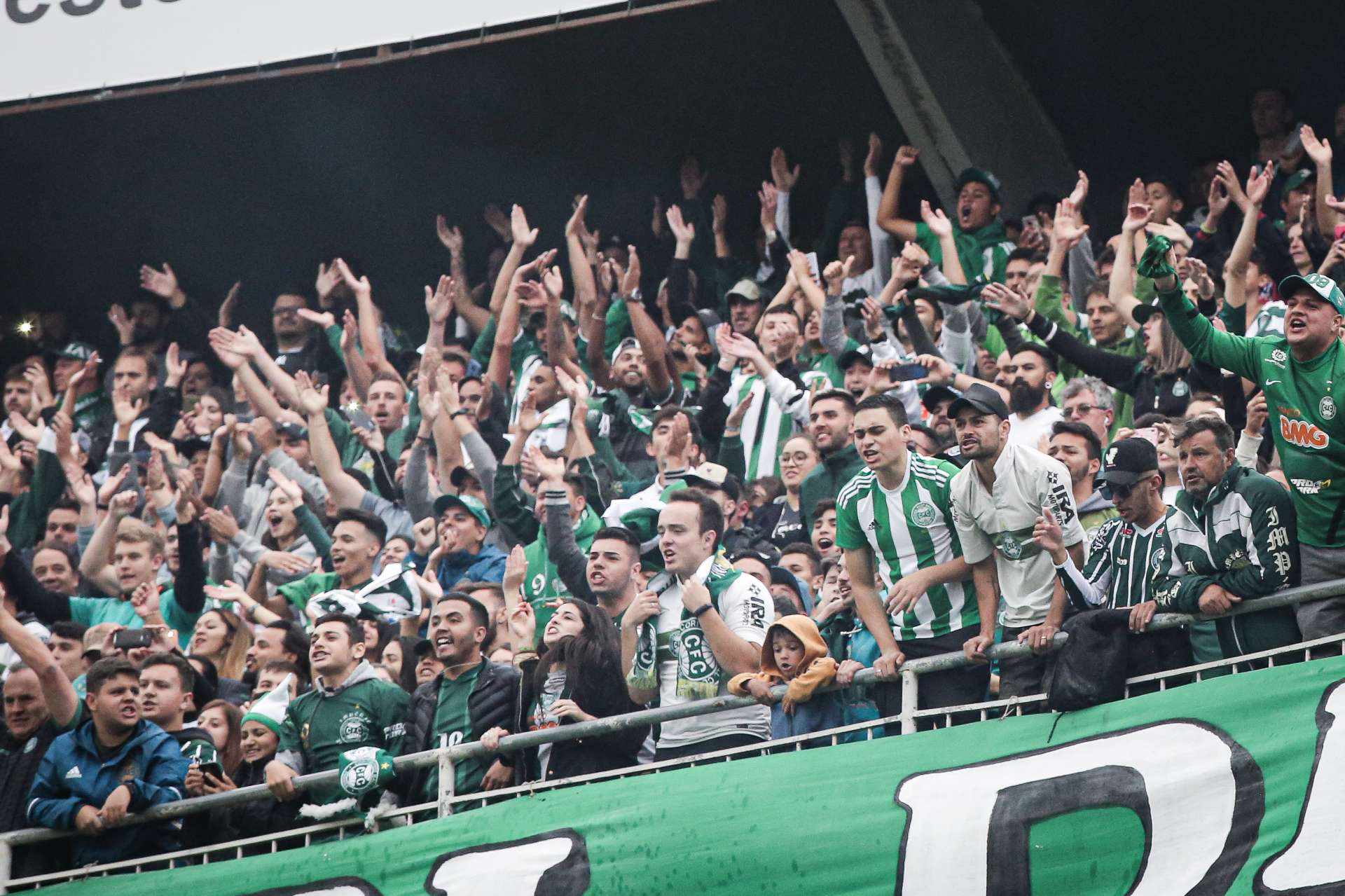 25 Timemanias = 1 ingresso na Curva Mau�! 