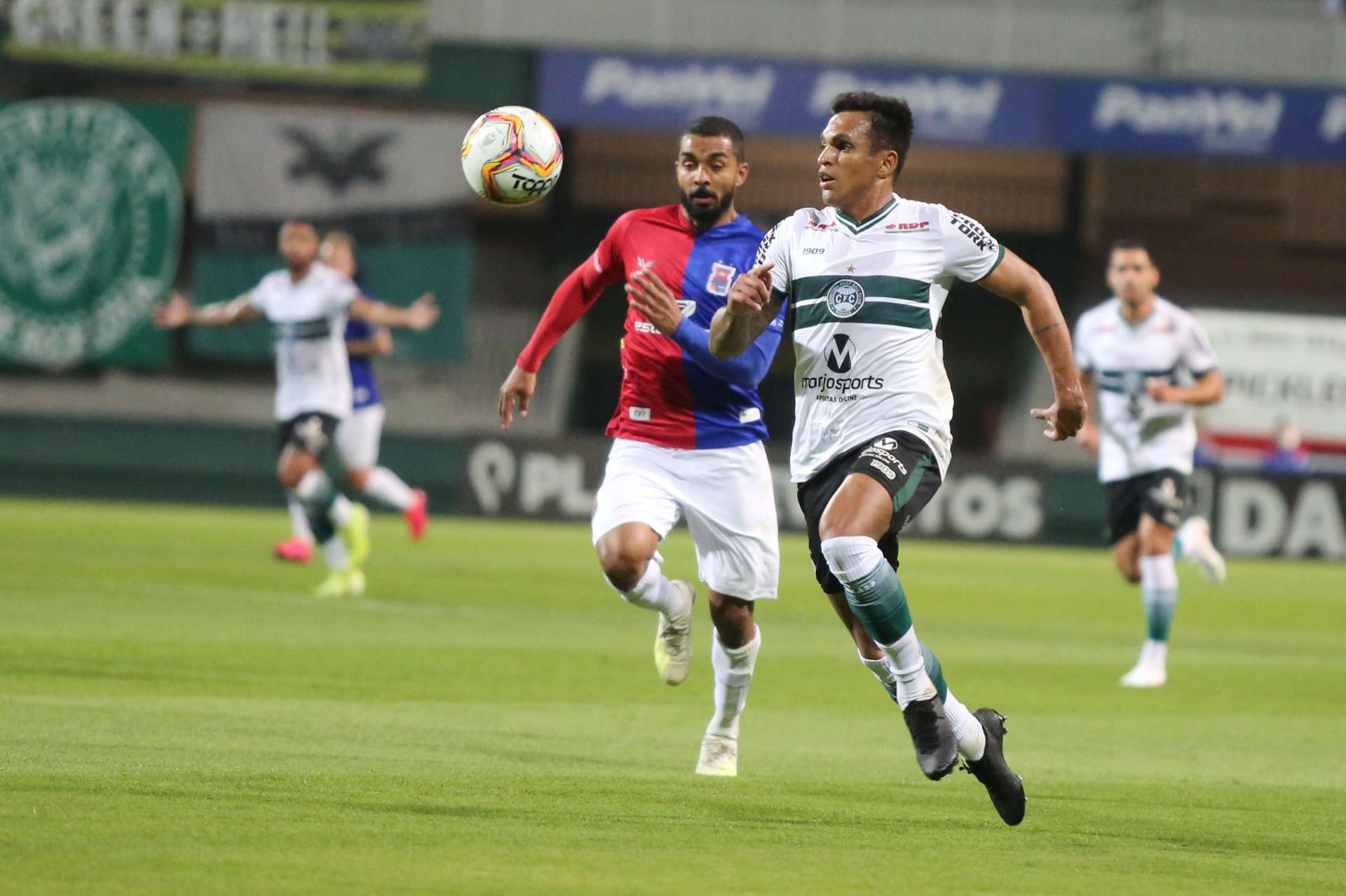 Fotos: Coritiba x Paran�