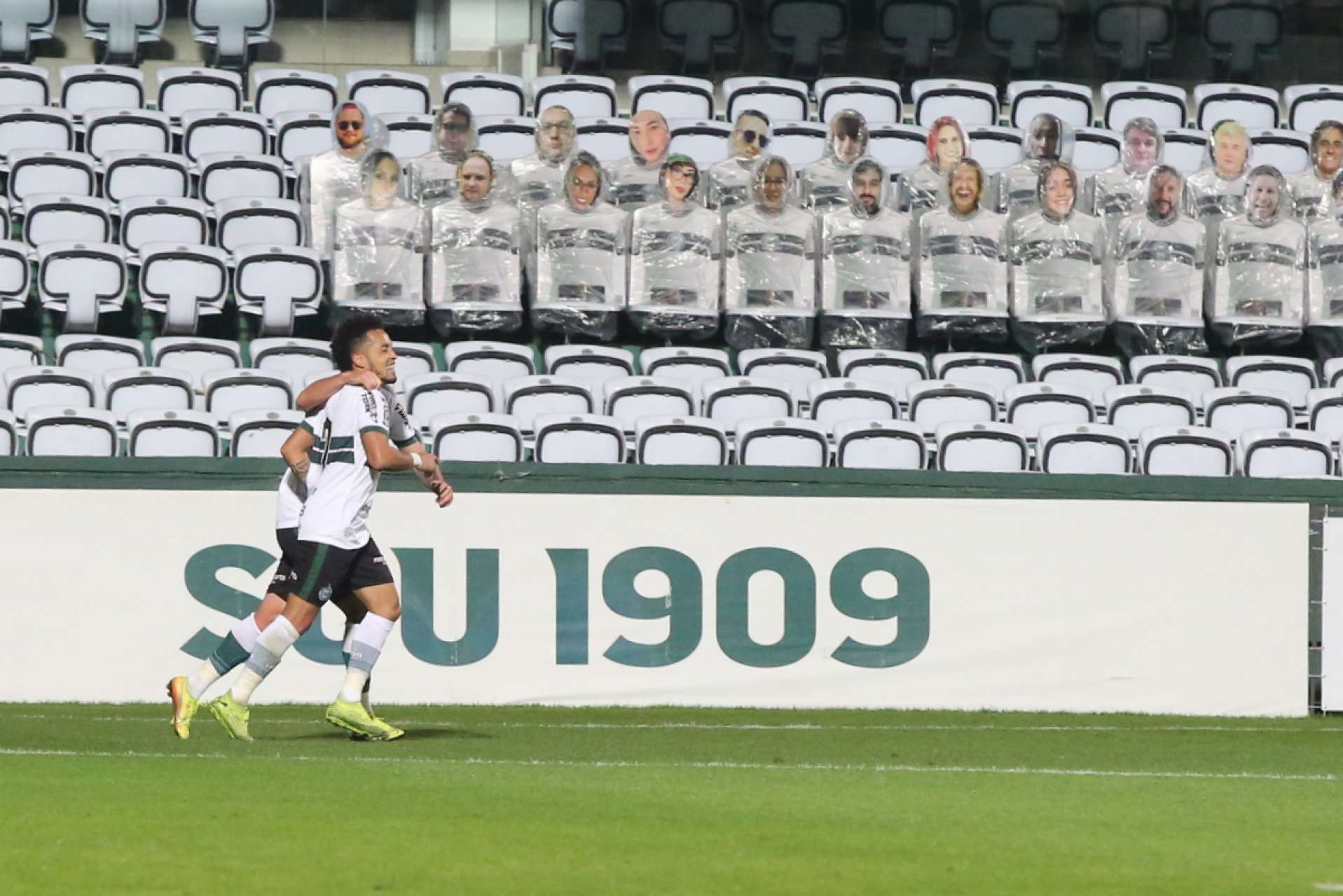 Fotos: Coritiba 2x0 Cianorte