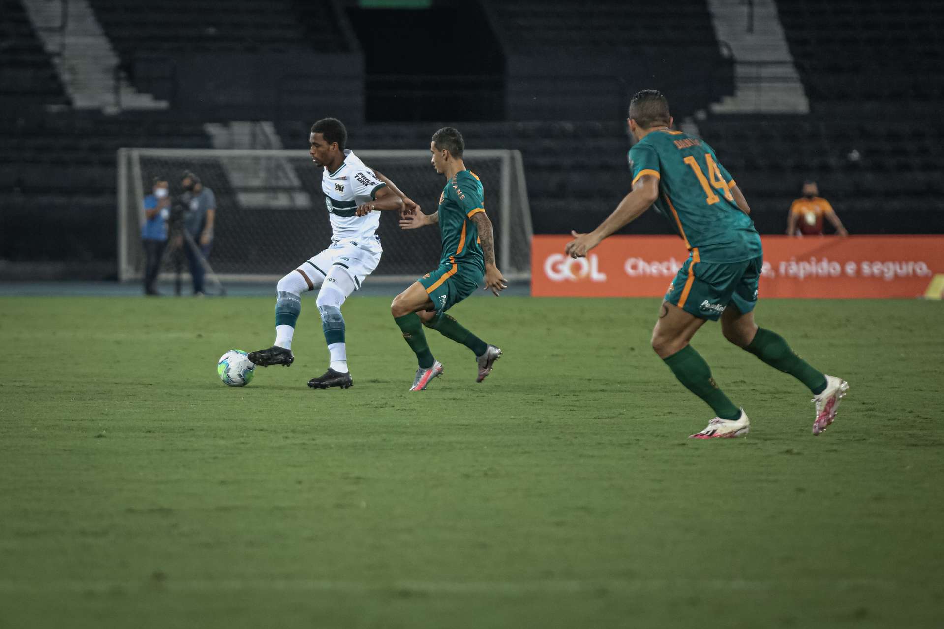Confira os n�meros de Coritiba e Fluminense