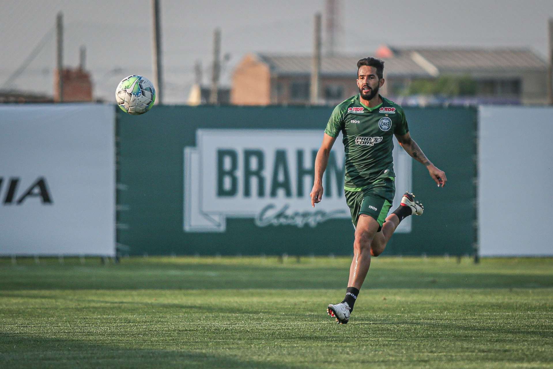 Domingo de treino
