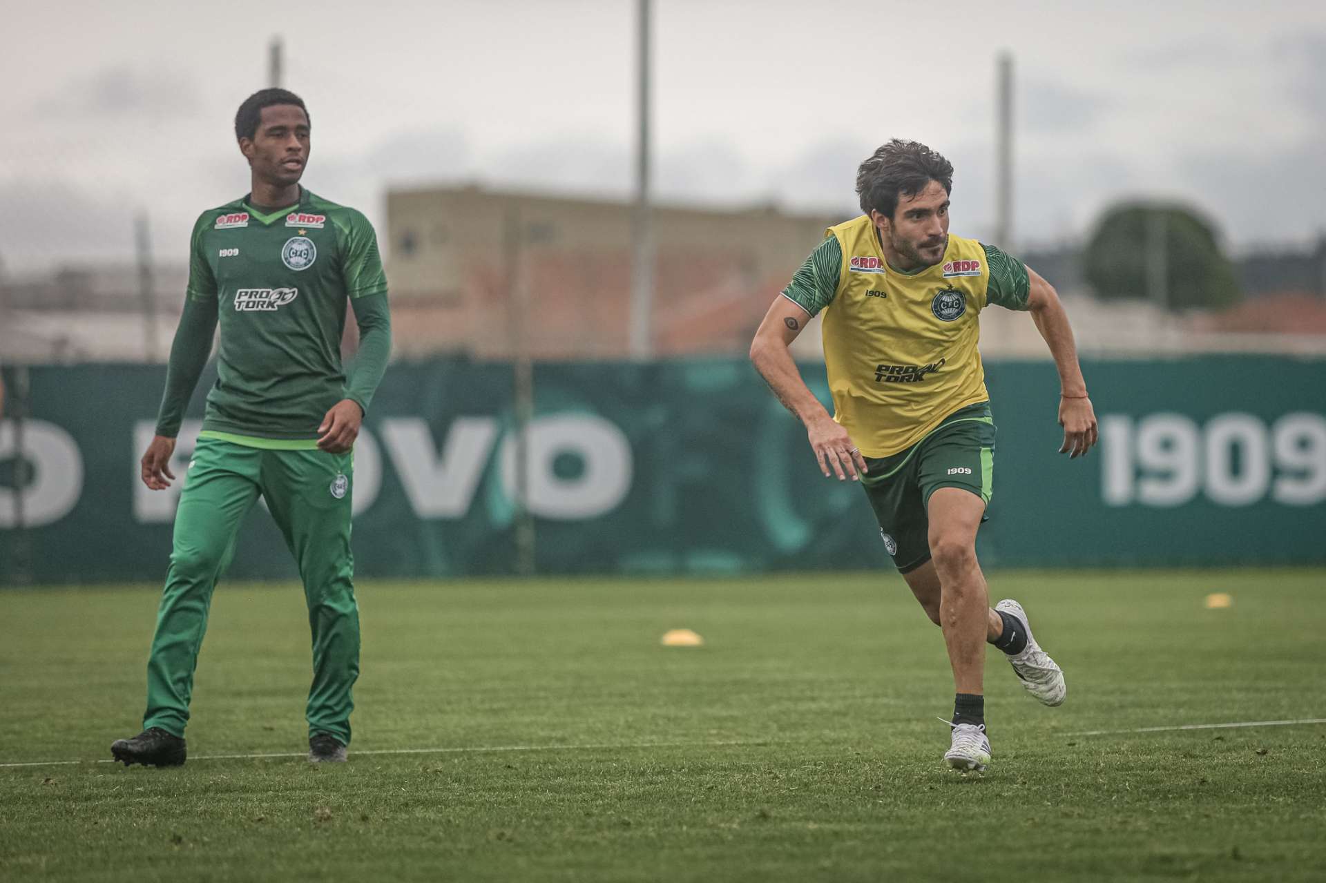 Cerutti fica � disposi��o