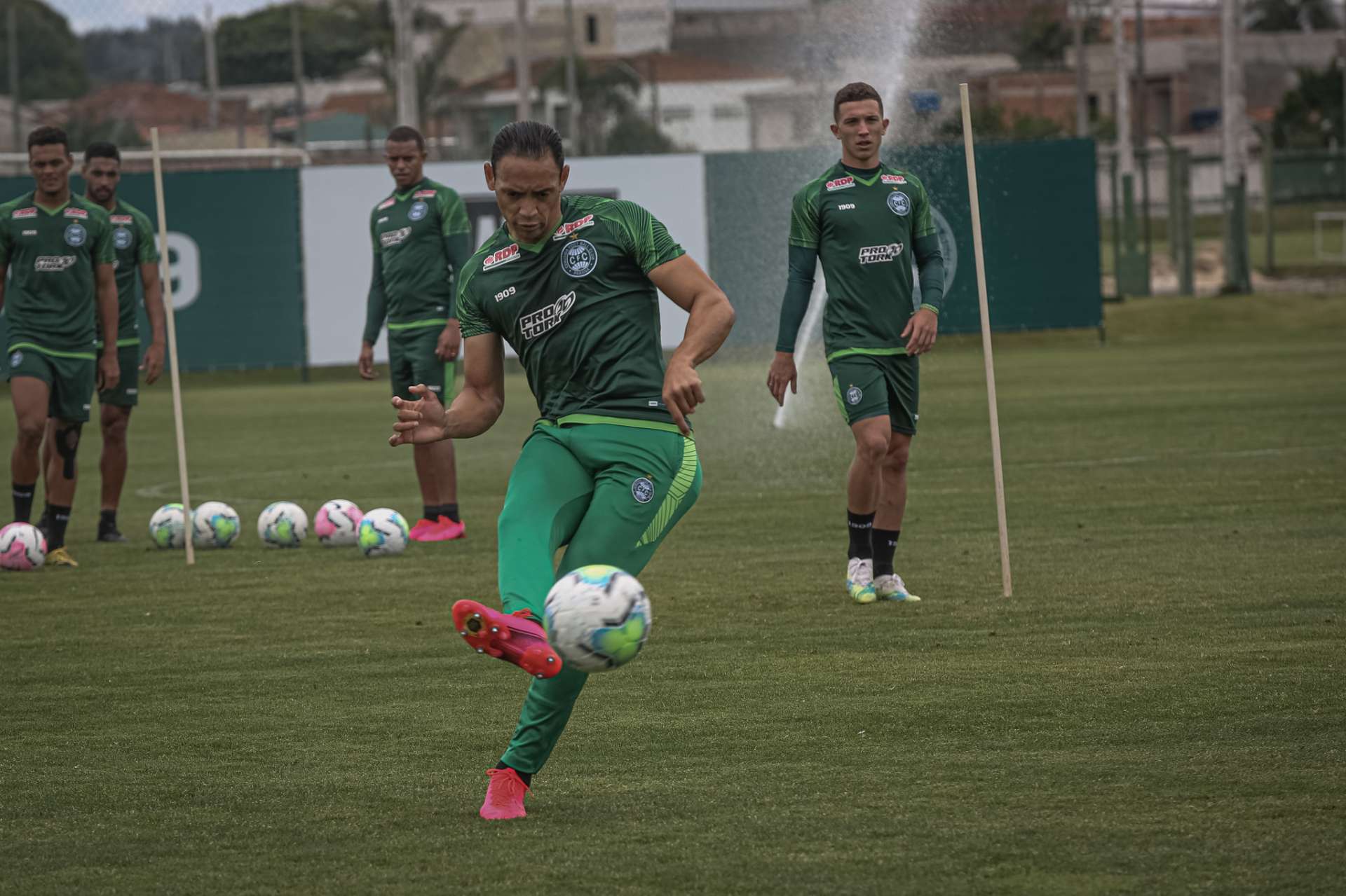 Coxa segue em prepara��o