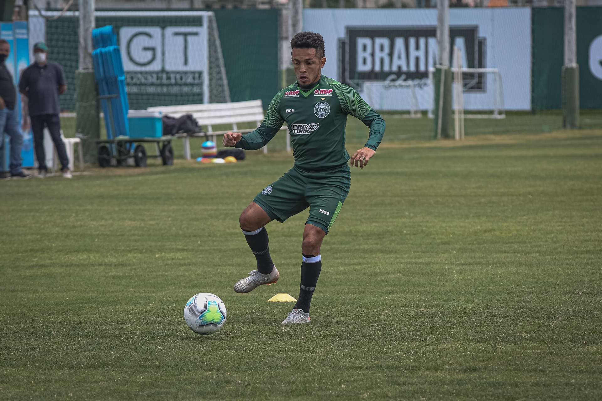 Rafinha fala sobre os pr�ximos confrontos