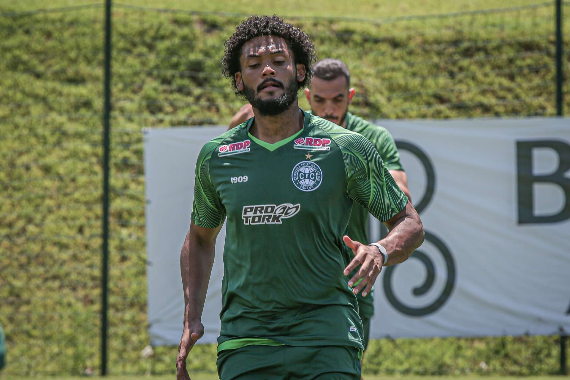 Sabino ressalta momento de concentra��o do elenco alviverde