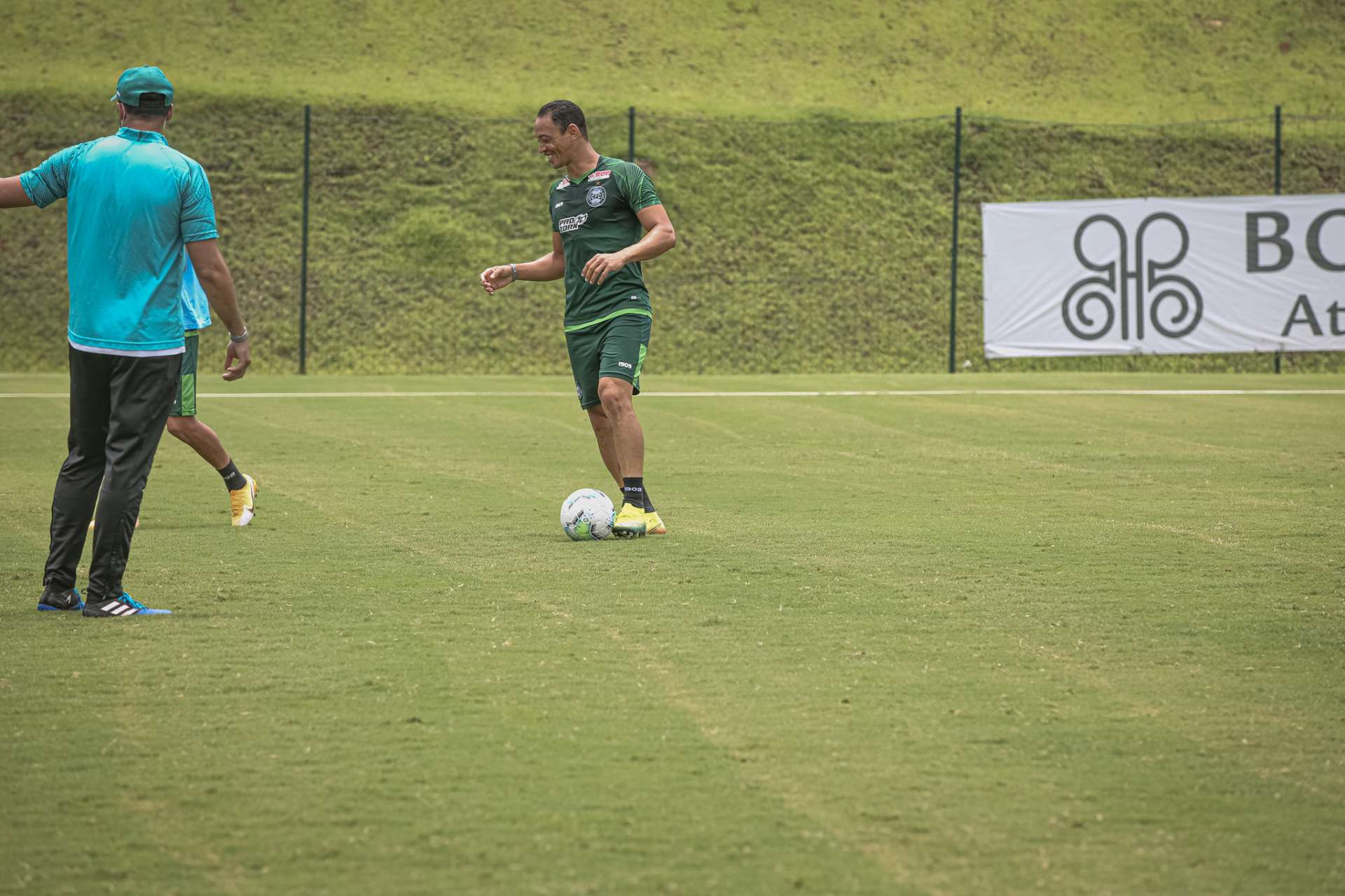 Coxa conta com retorno de atletas experientes
