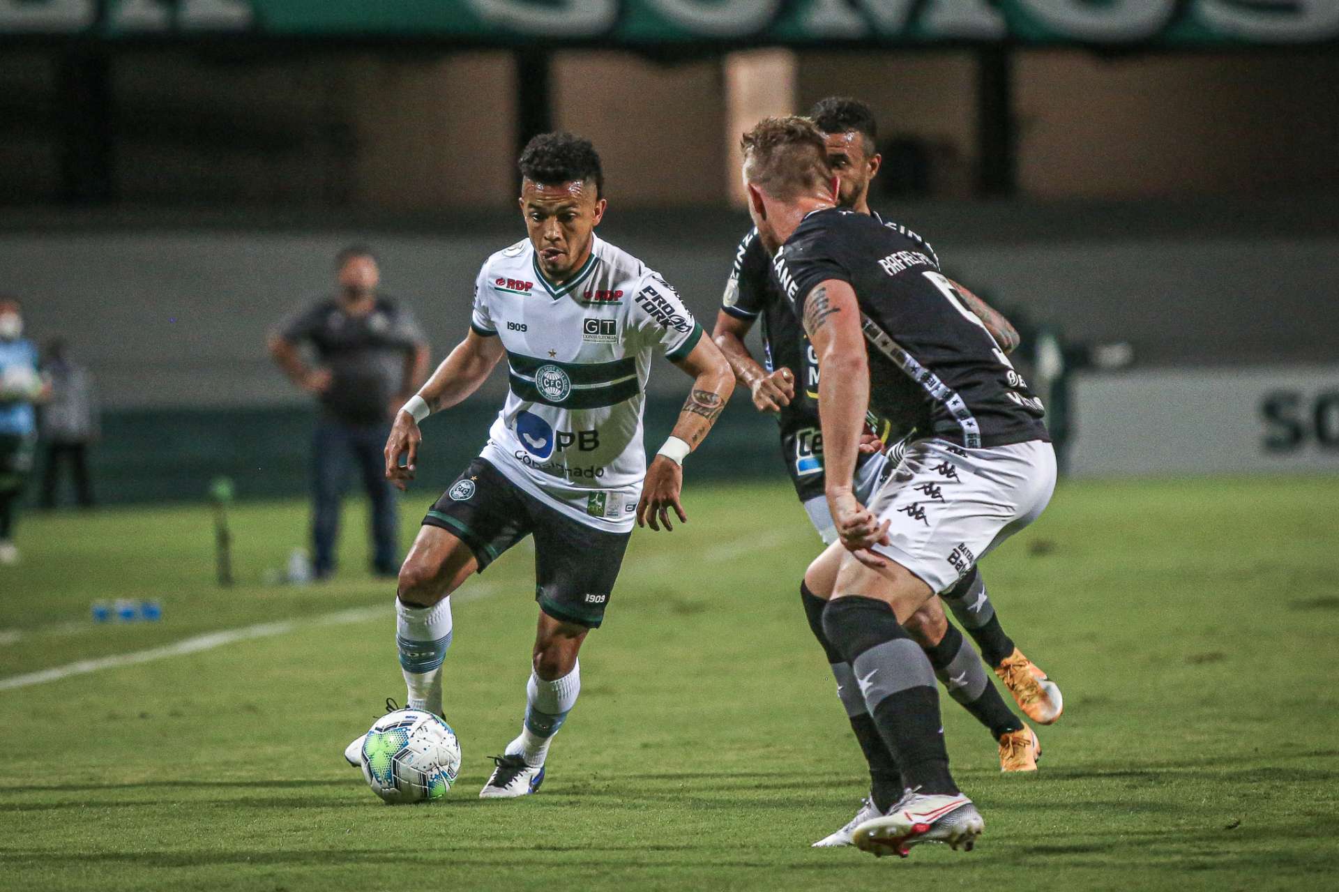 Coritiba perde no Brasileir�o