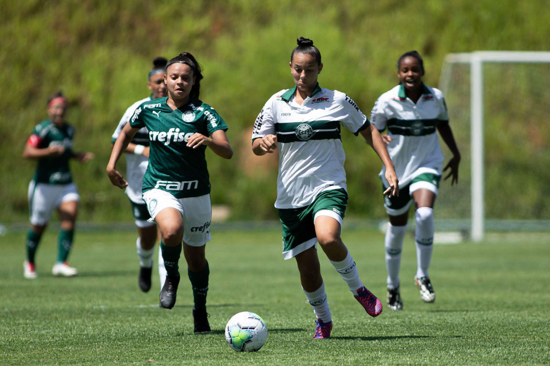 Rev�s no Brasileiro Feminino Sub-18