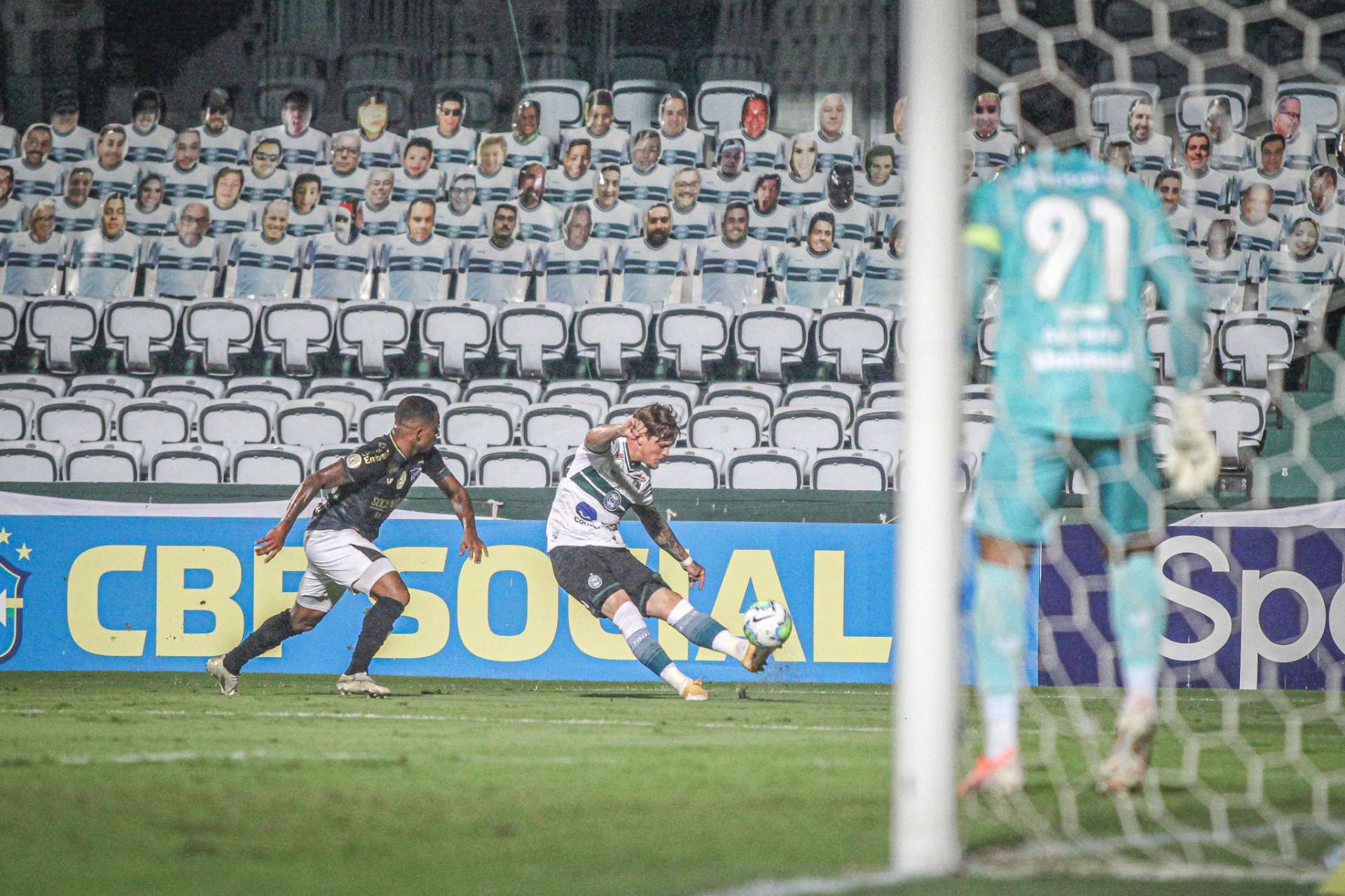 Rev�s no Couto