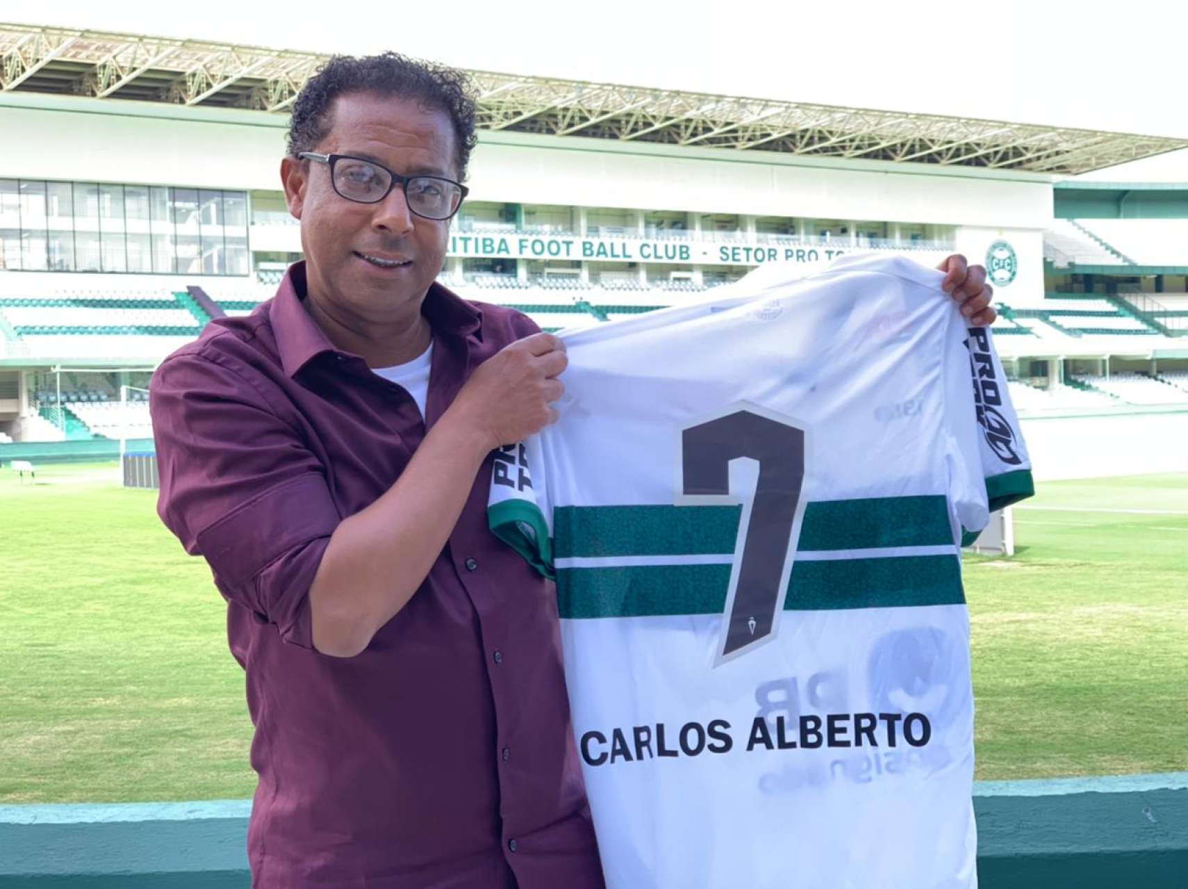 Dias visita o Couto Pereira