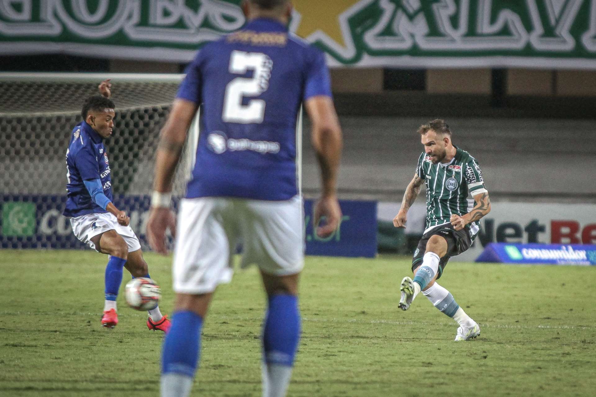 Coxa empata no Paranaense