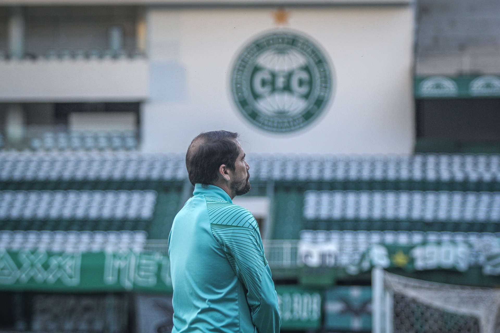 Coletiva p�s-jogo do t�cnico Gustavo Mor�nigo