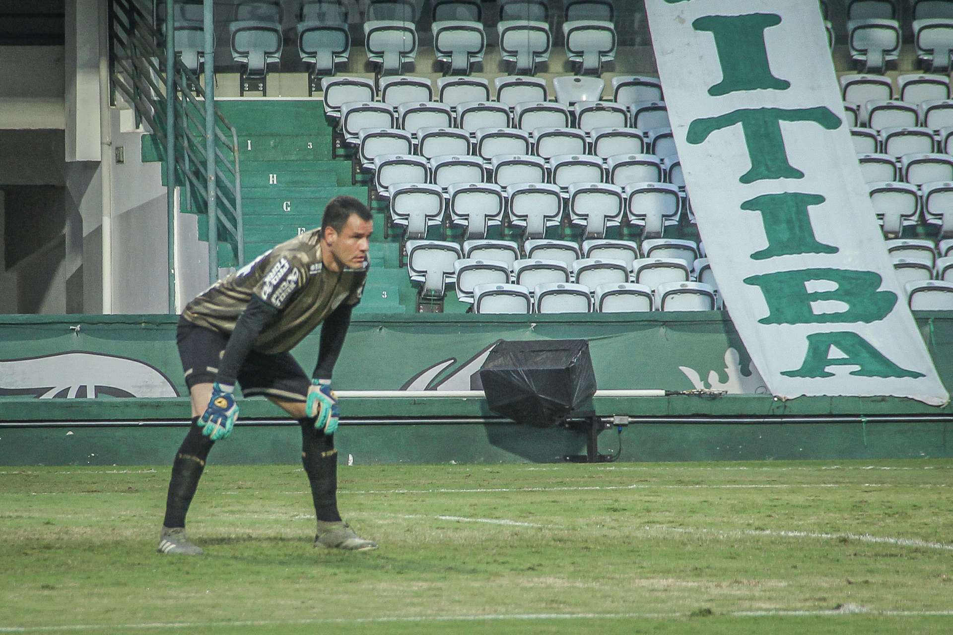 Wilson iguala jogos de Kr�ger pelo Coritiba