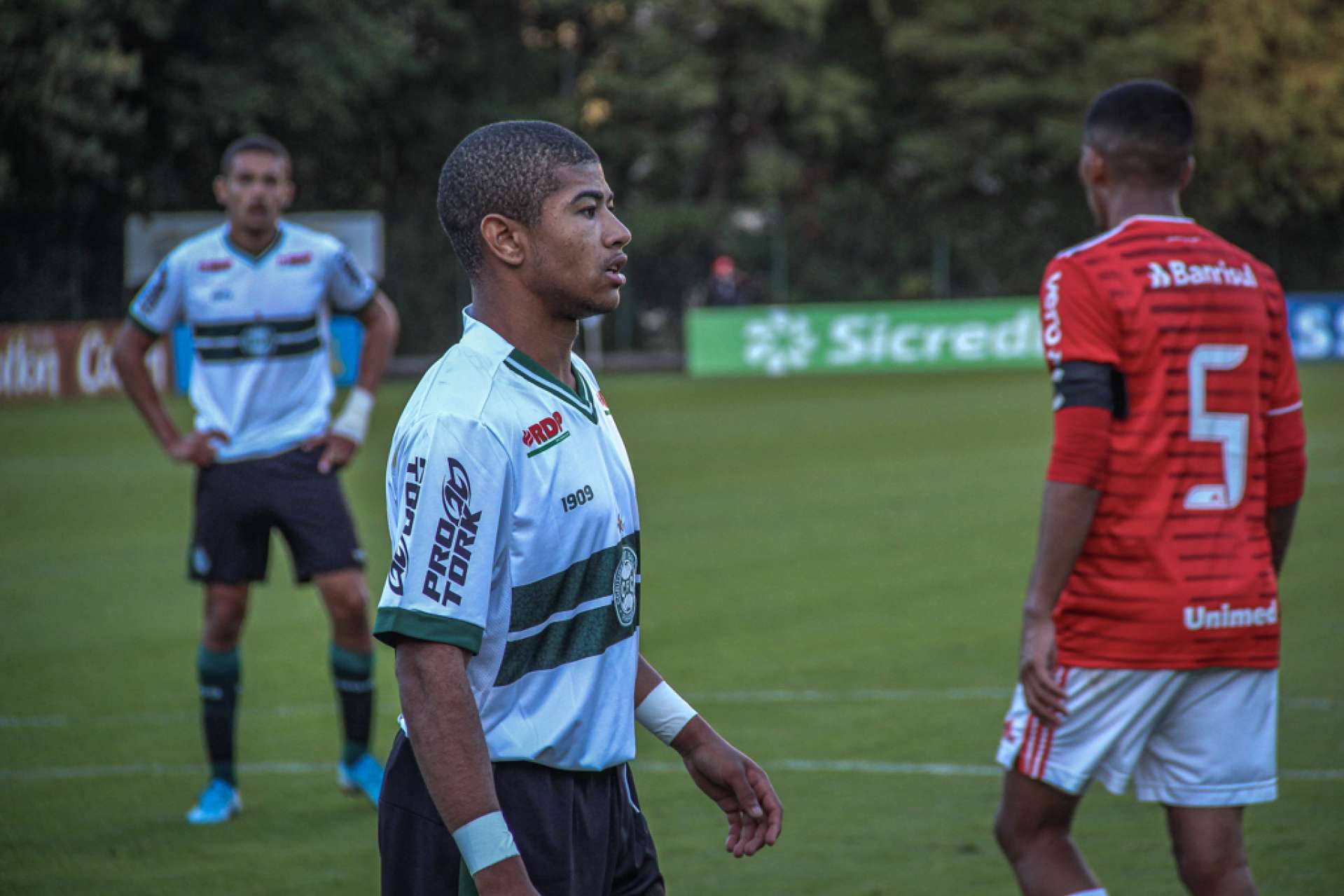 Escola Coxa presente na equipe sub-20