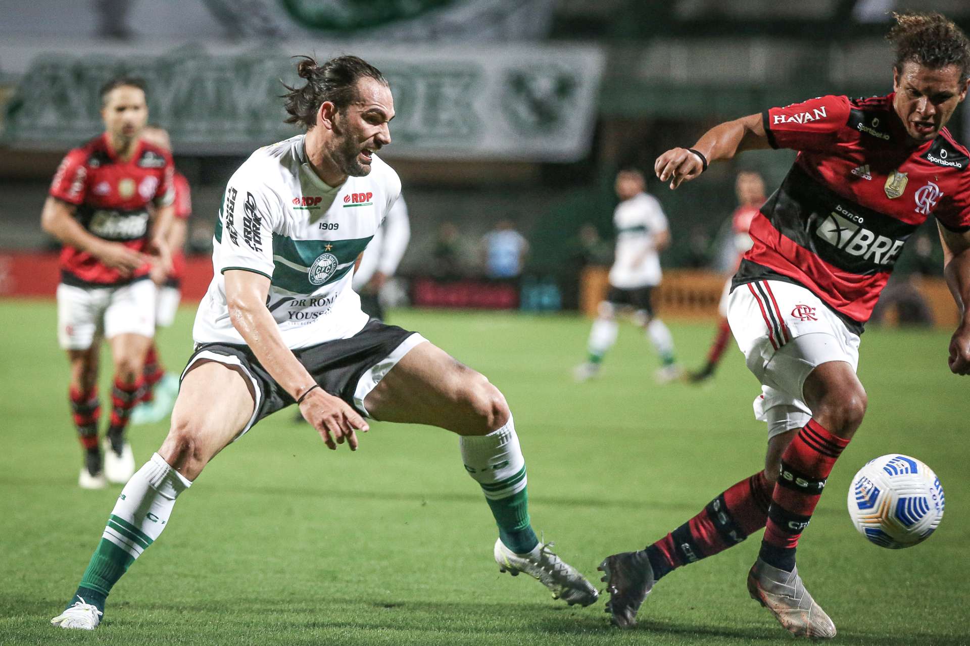 Rev�s no jogo de ida da Copa do Brasil