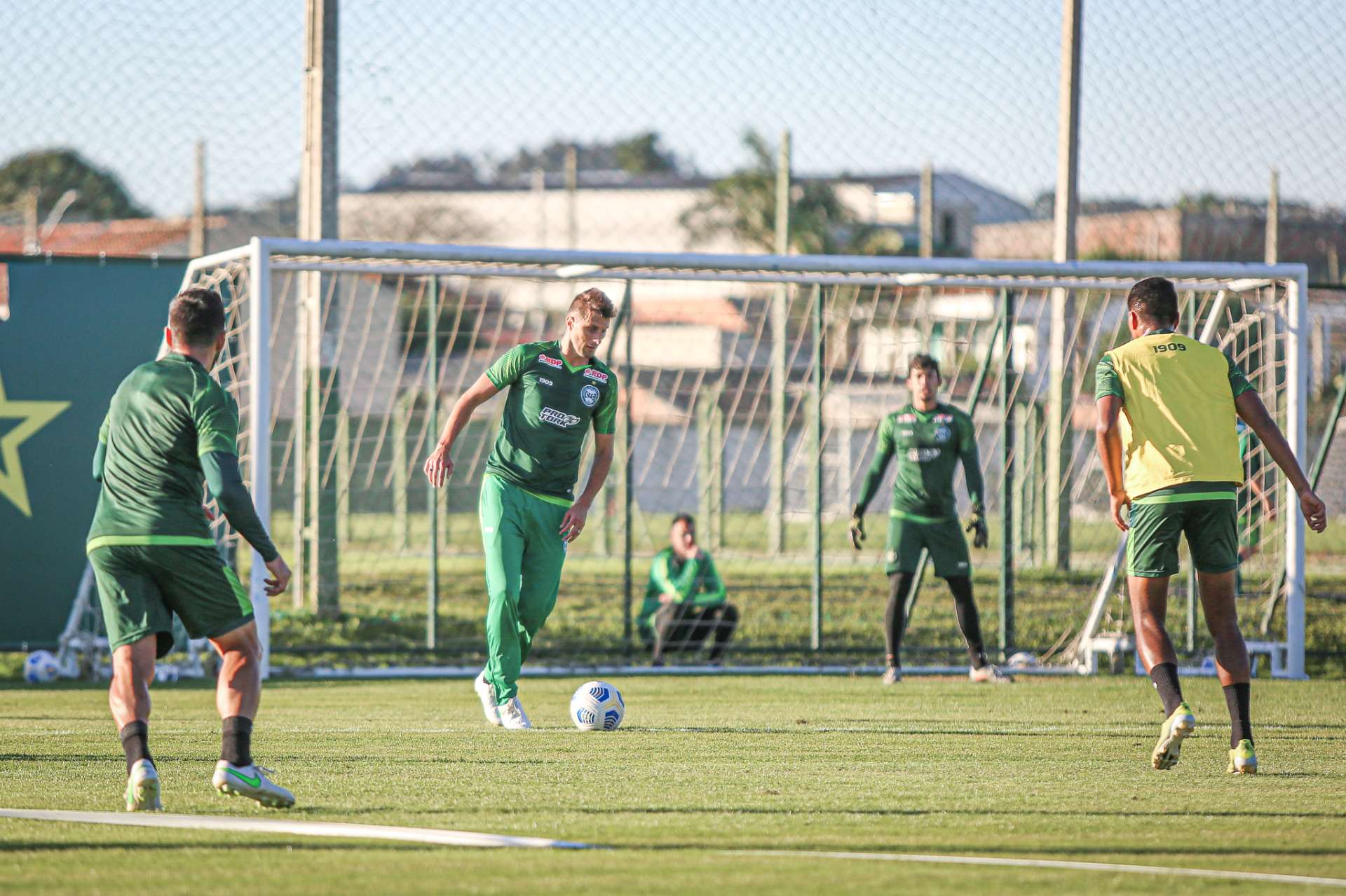 Coxa pronto para enfrentar o Flamengo