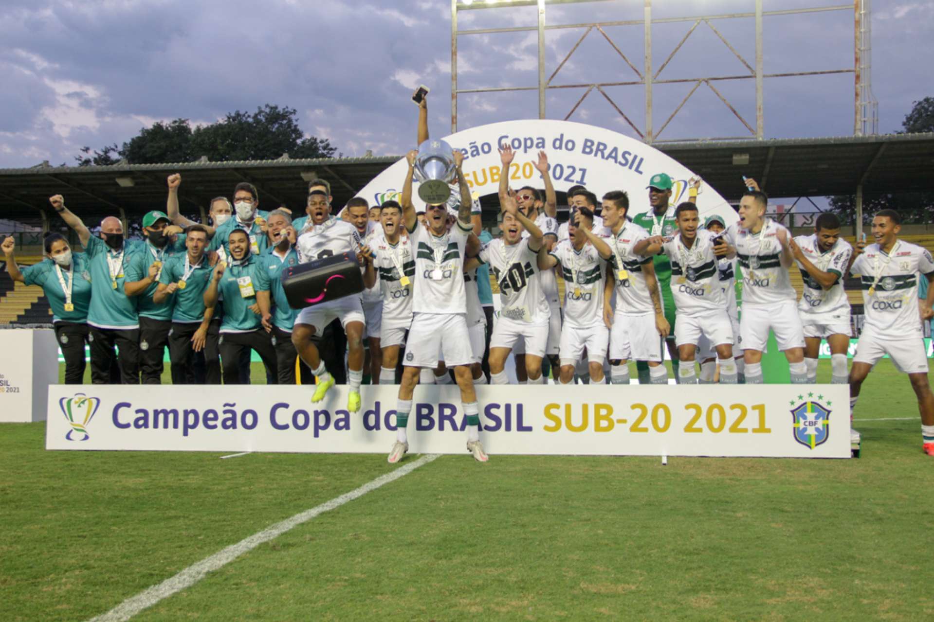 CBF divulga advers�rio da Copa do Brasil sub-20 2022