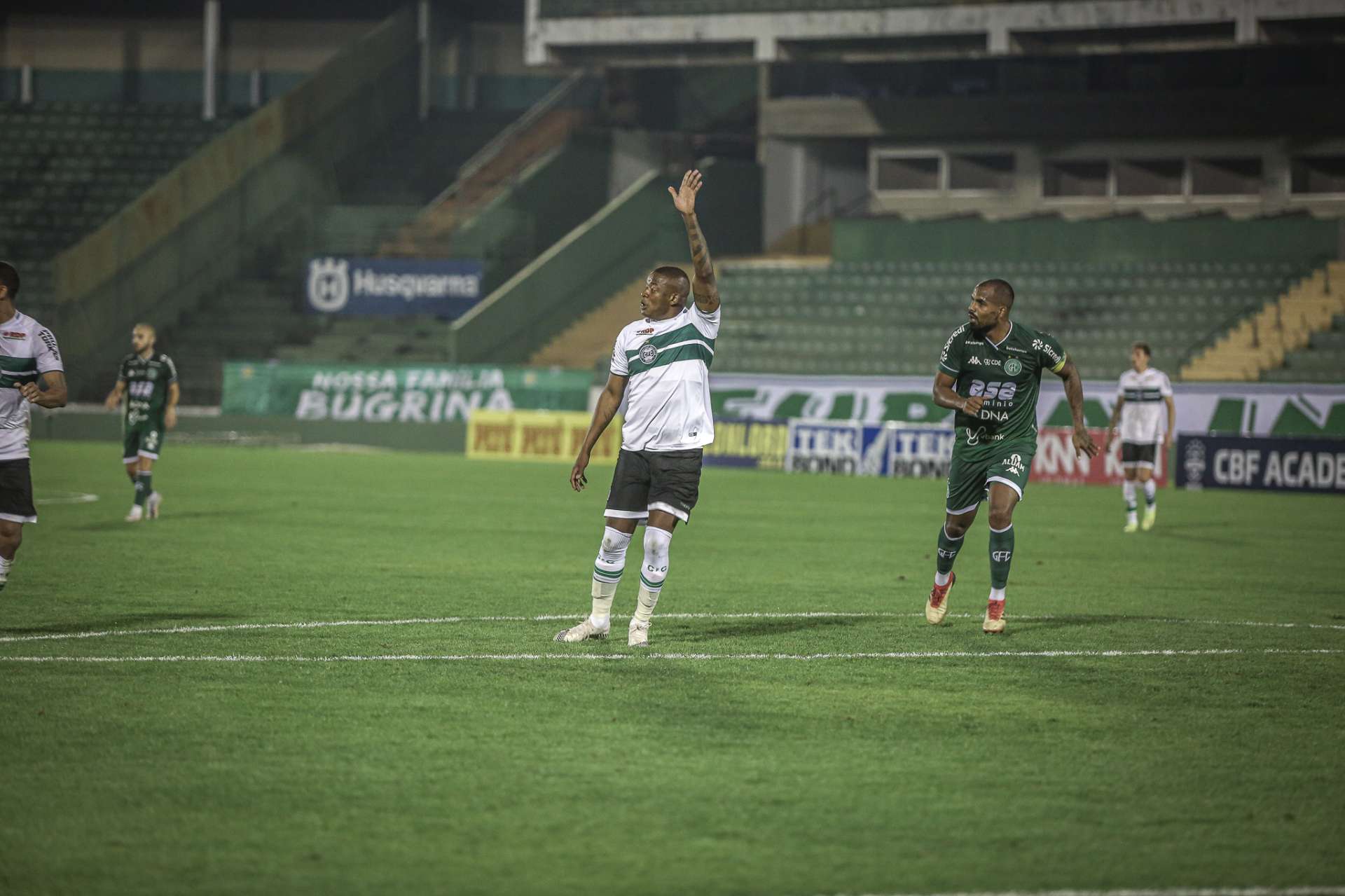 William Alves estreia pelo Coxa 