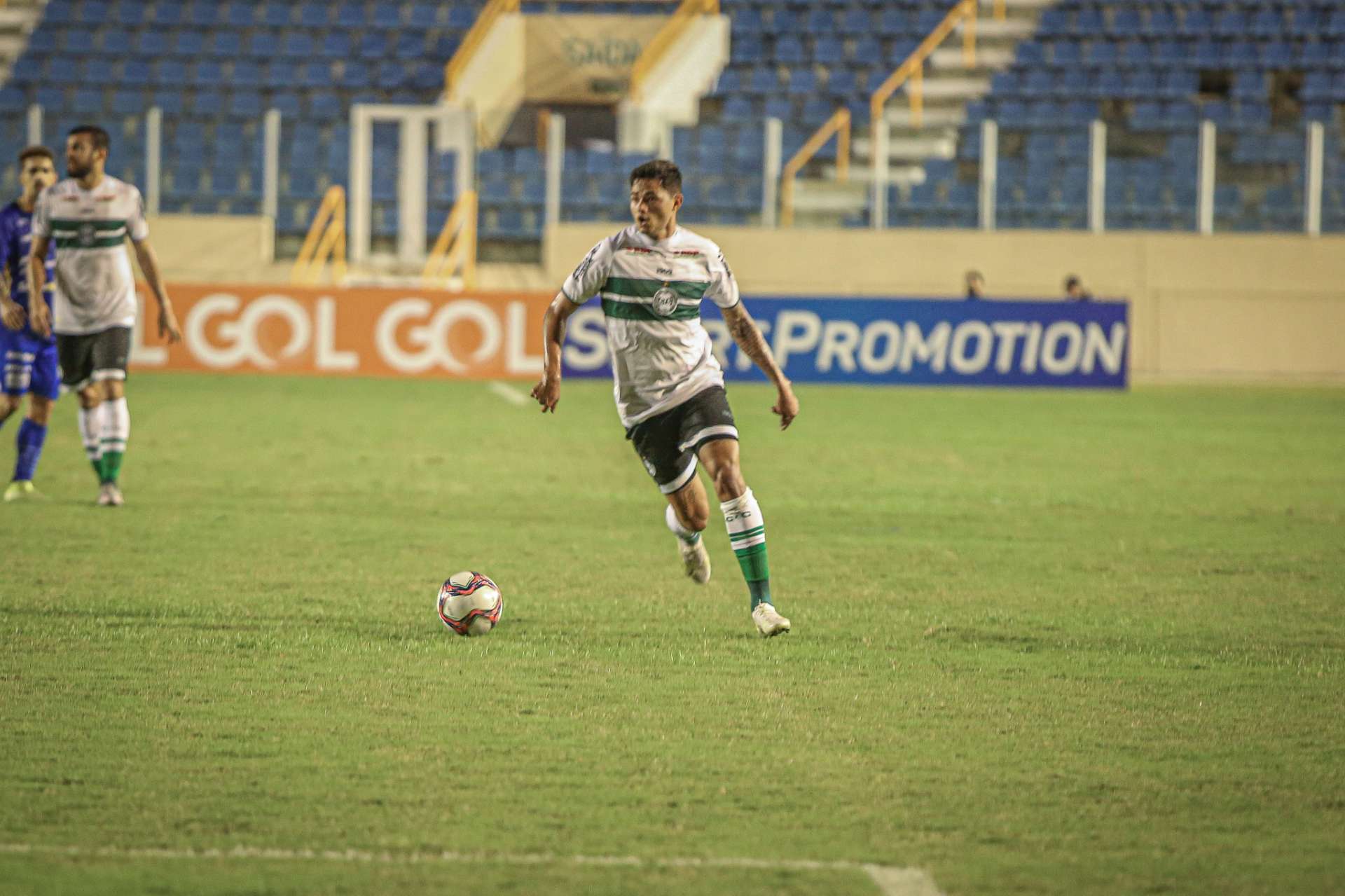 Confira os n�meros de Coritiba e Remo