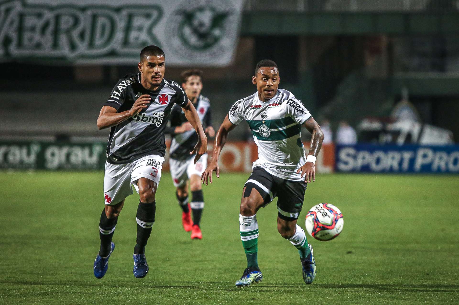 Confira os n�meros de Coritiba e Vasco