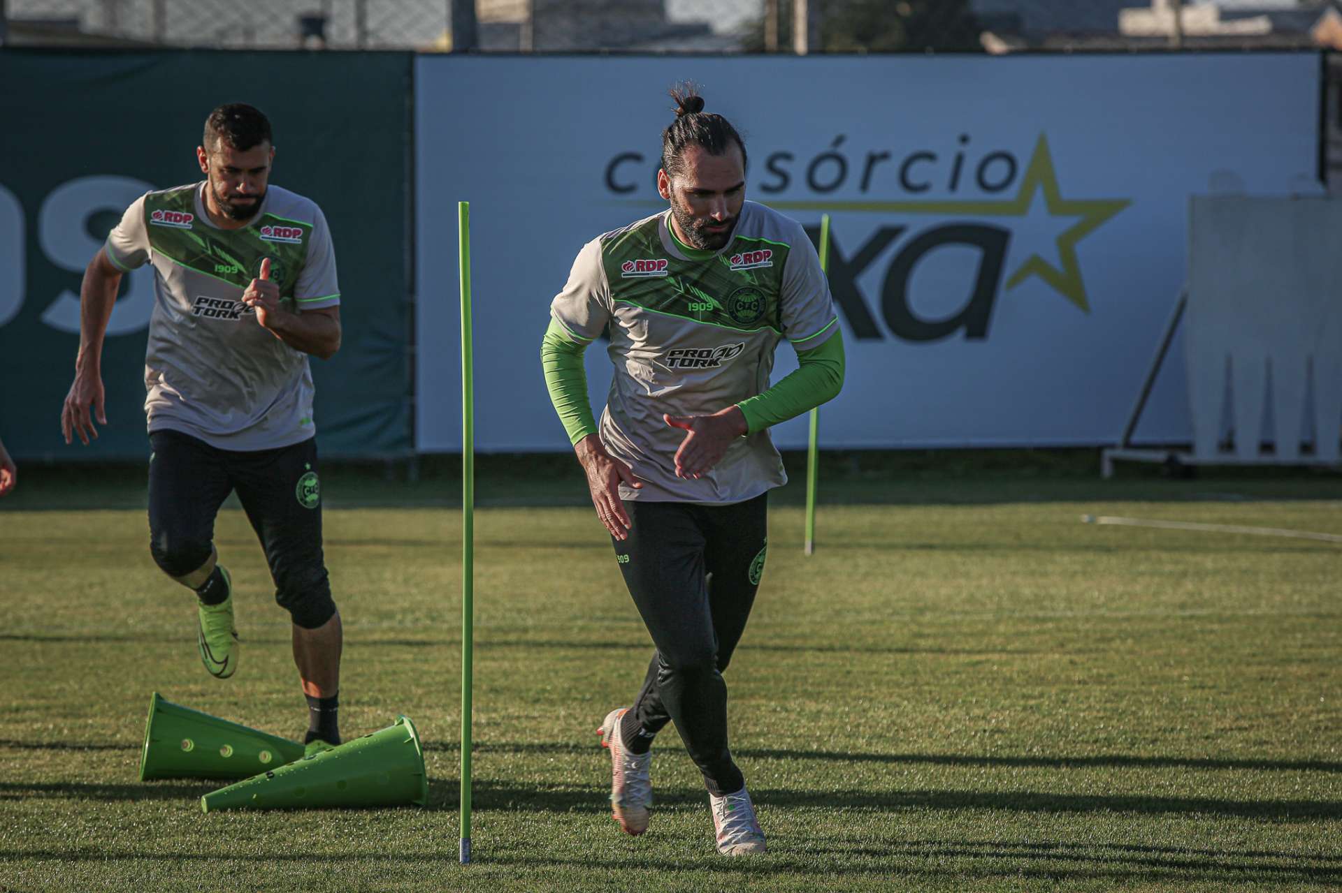Coxa encerra prepara��o para pegar o Oper�rio
