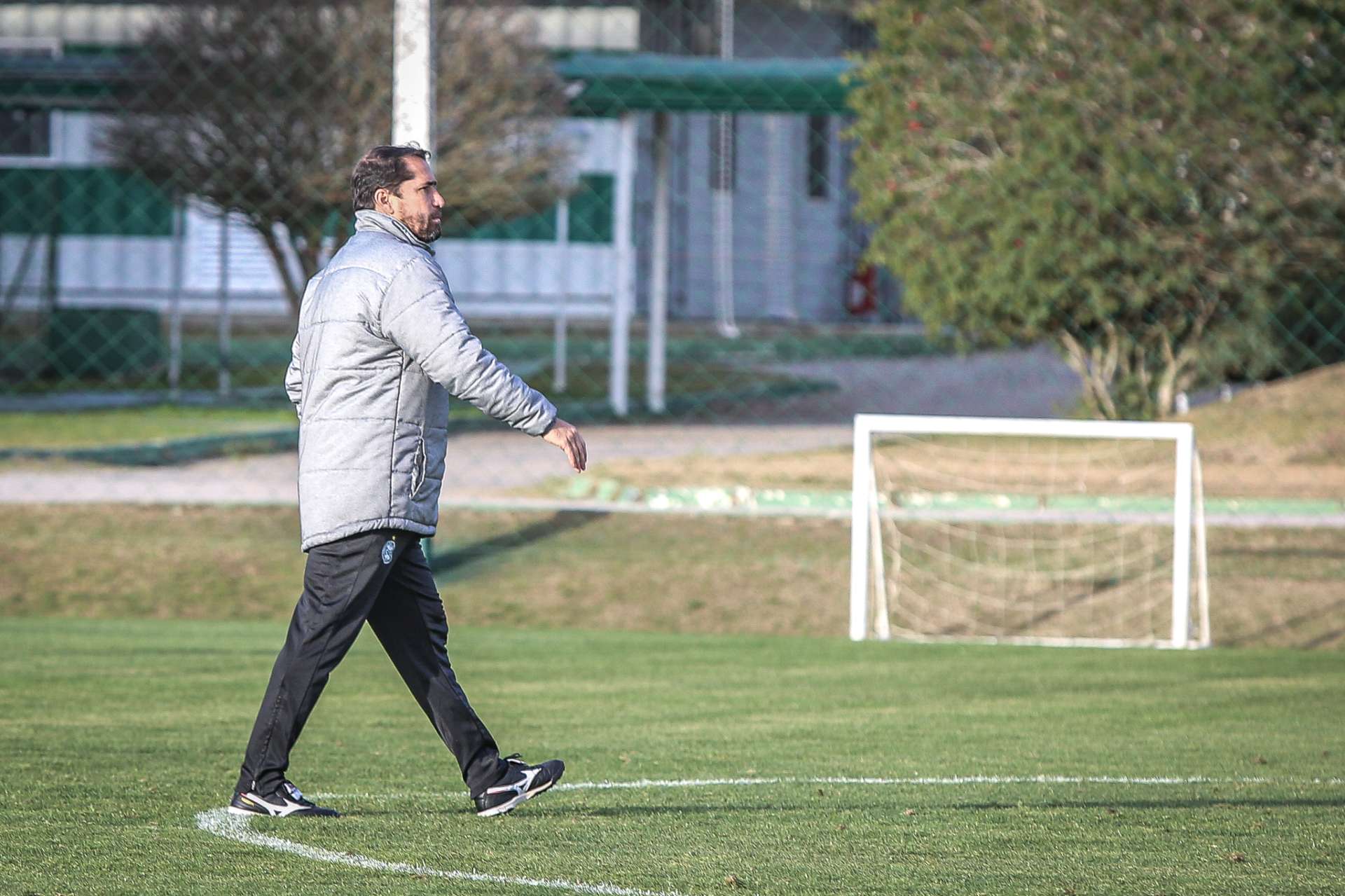 Coxa pronto para pegar o Goi�s
