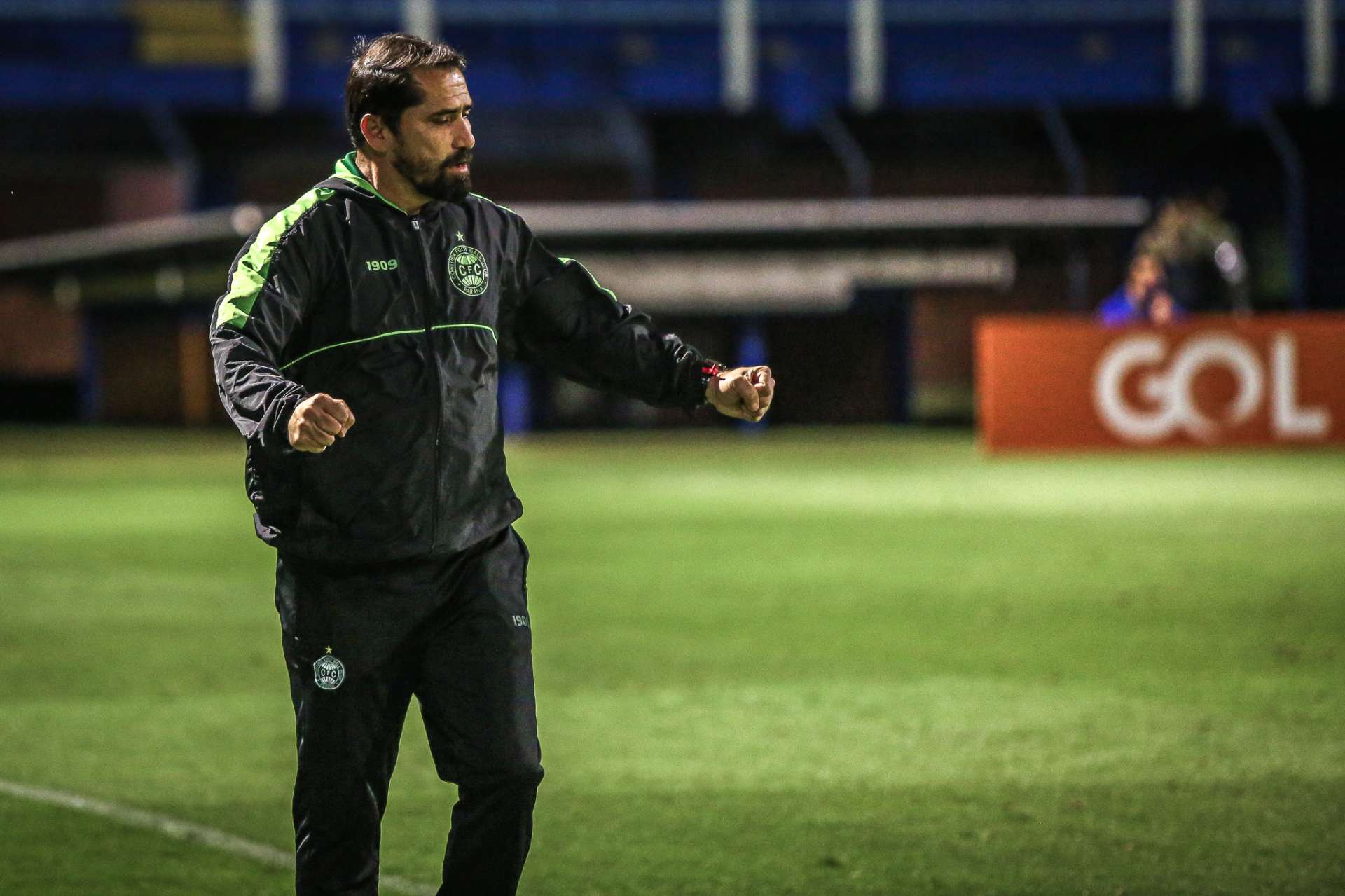 Coletiva AVAxCFC
