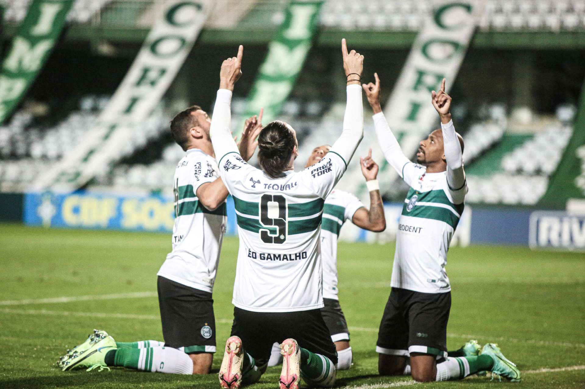 GOLEADA NO COUTO!