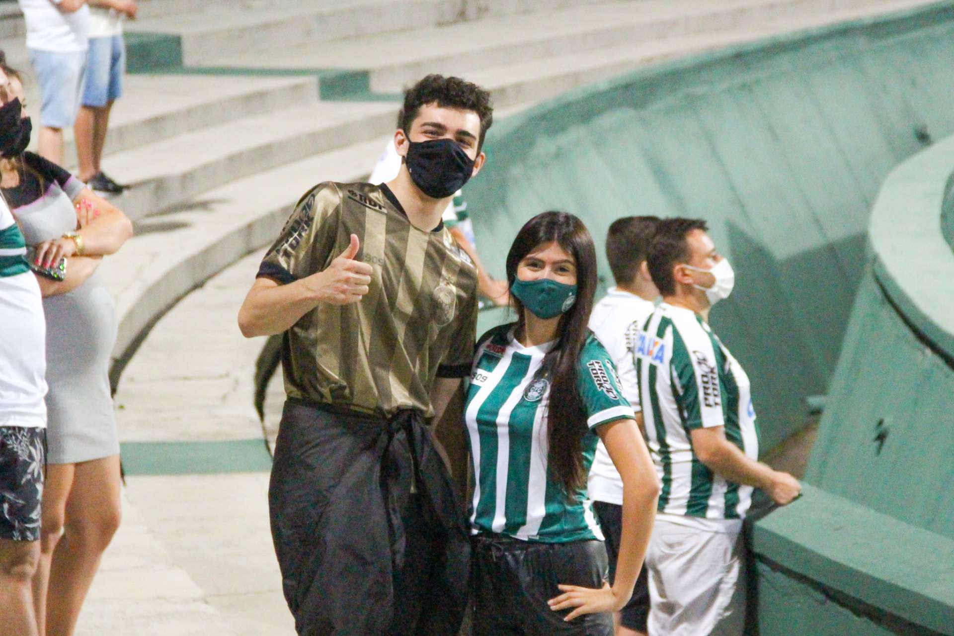 S�cio poder� trazer um convidado no jogo #CFCxOPE