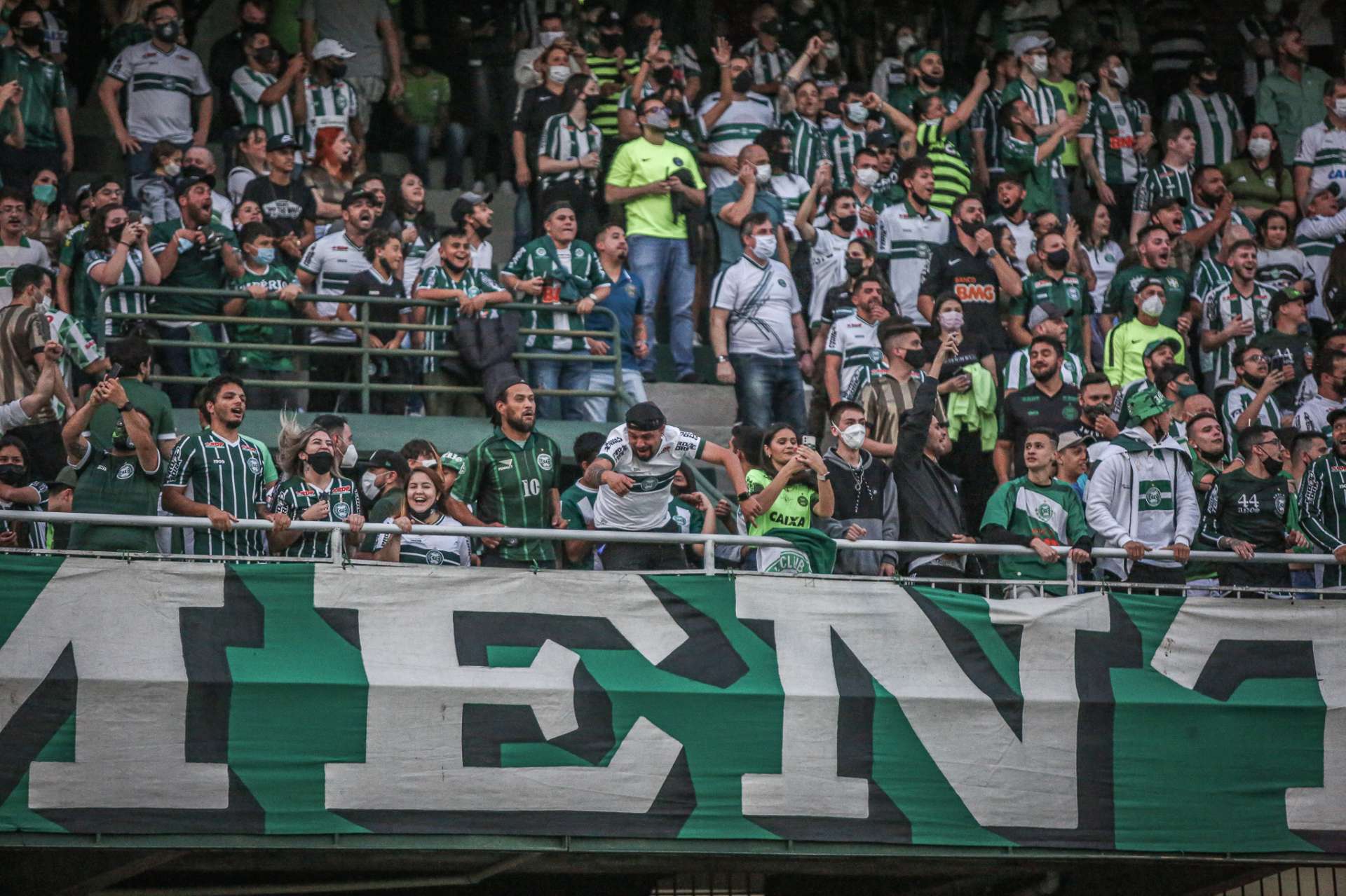 Diretoria faz especial agradecimento � Na��o Coxa 