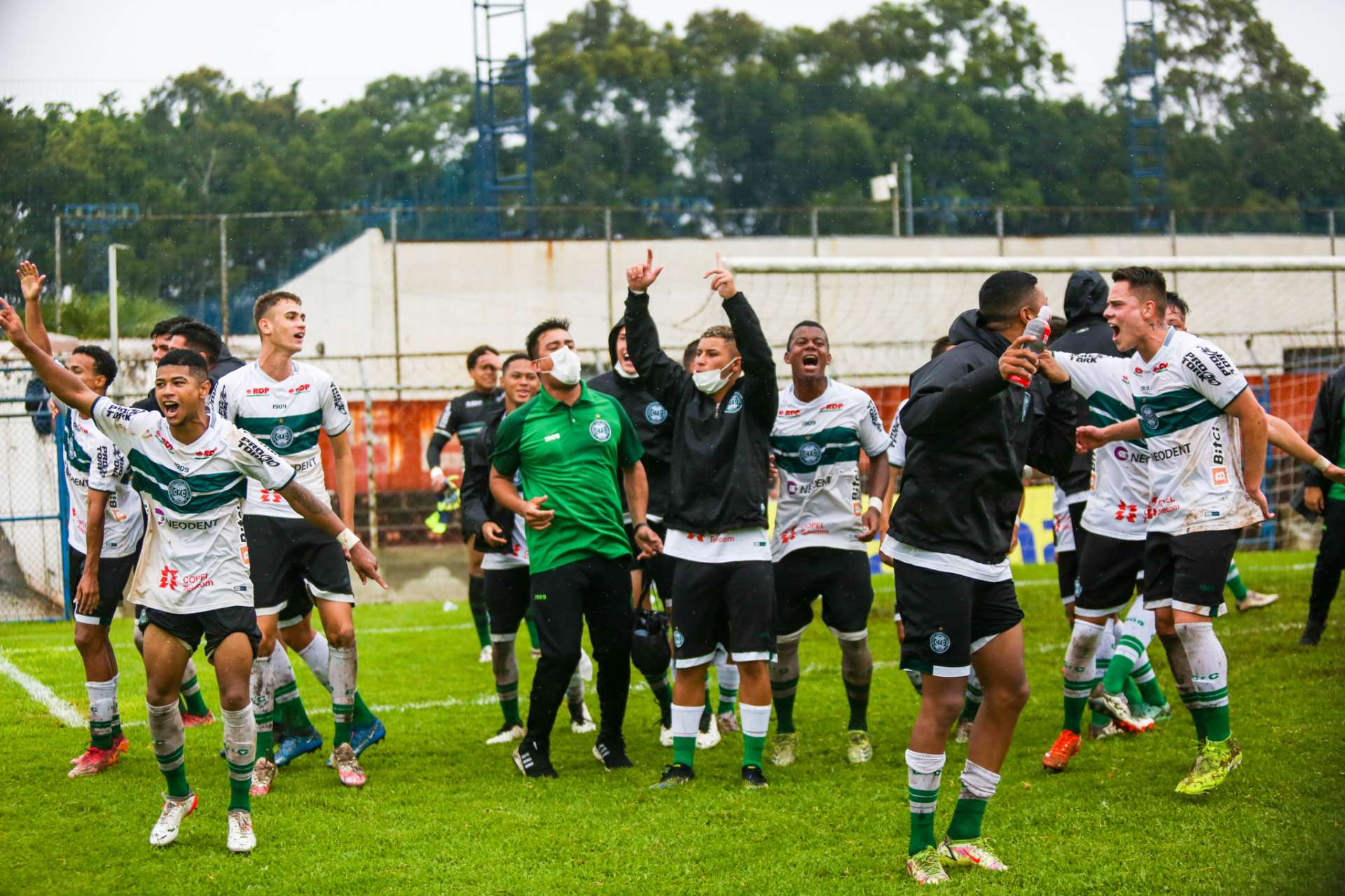 Coxa vence na Copinha e avan�a para pr�xima fase