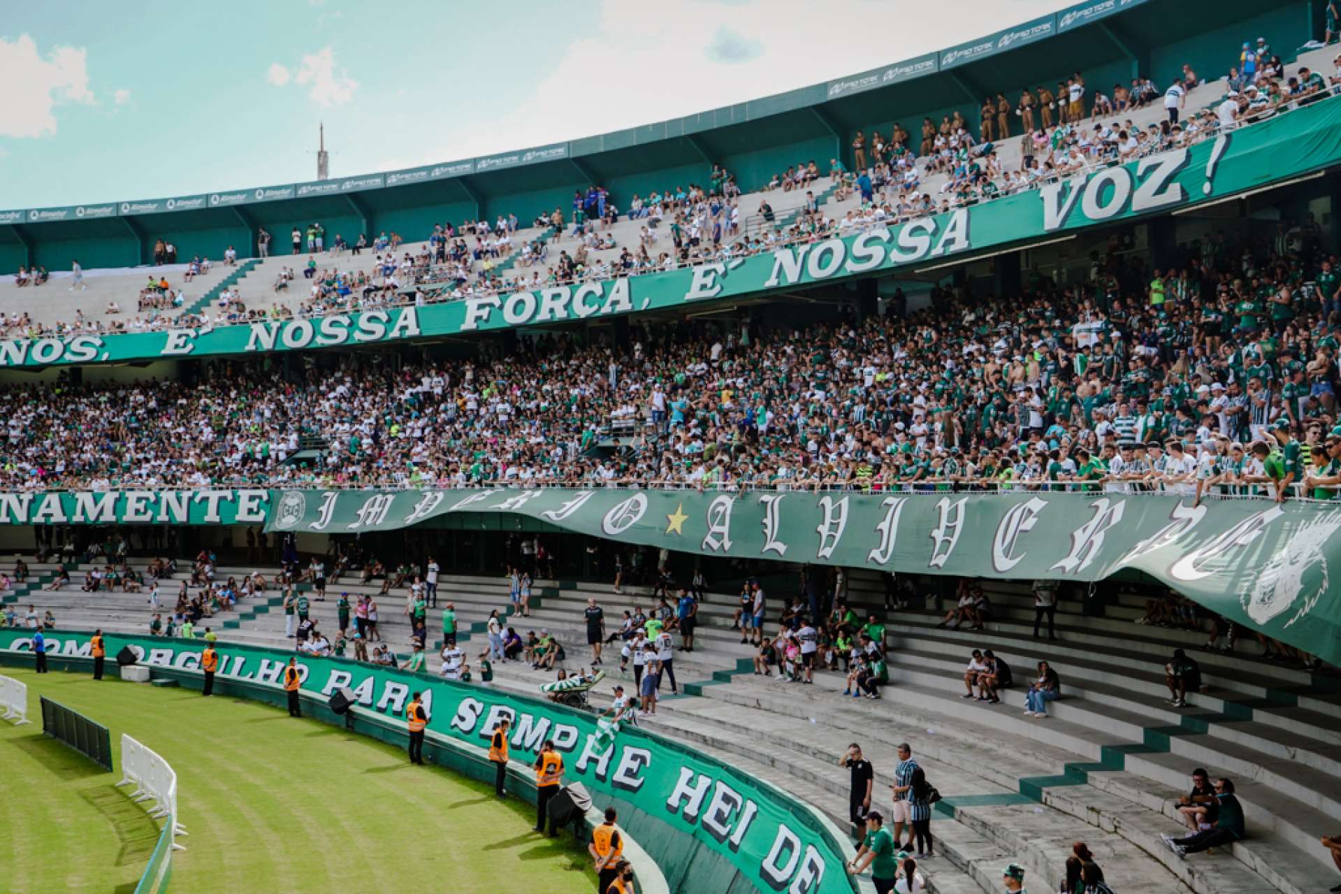 Galeria da torcida #athleTIBA