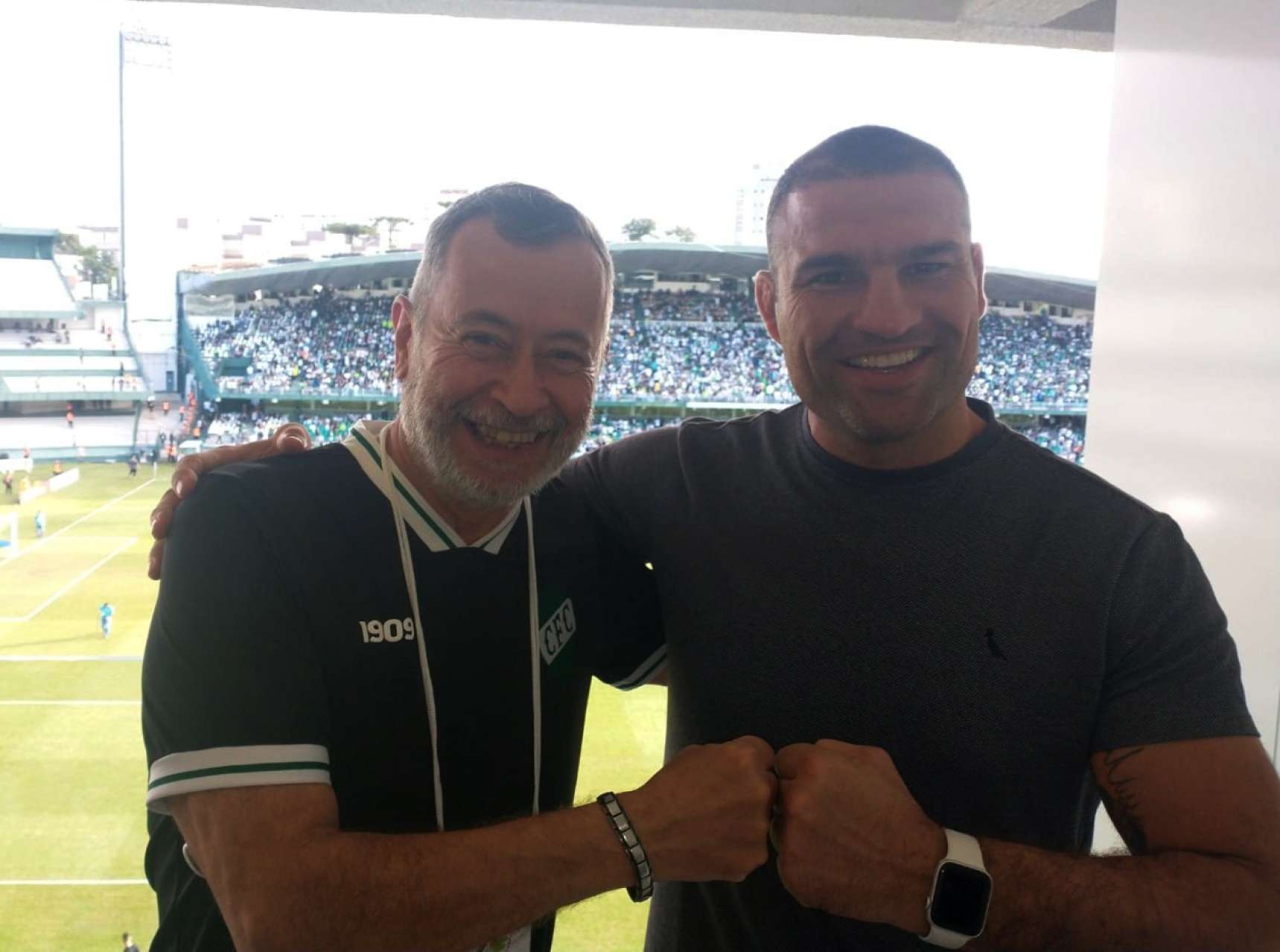 Campe�o mundial de MMA, Shogun, recebeu homenagem do Coxa